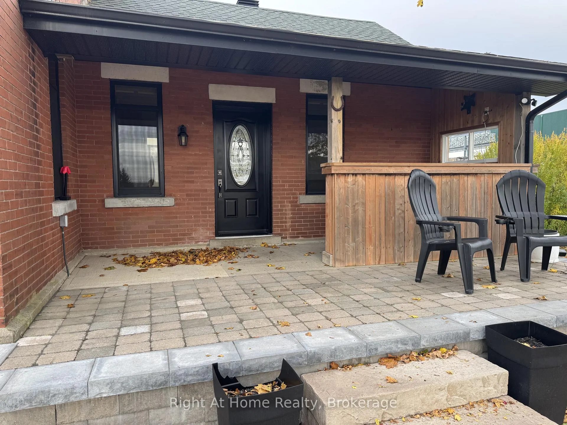 Photo 4 of 12 Erinville Drive, Erin — HOMEH