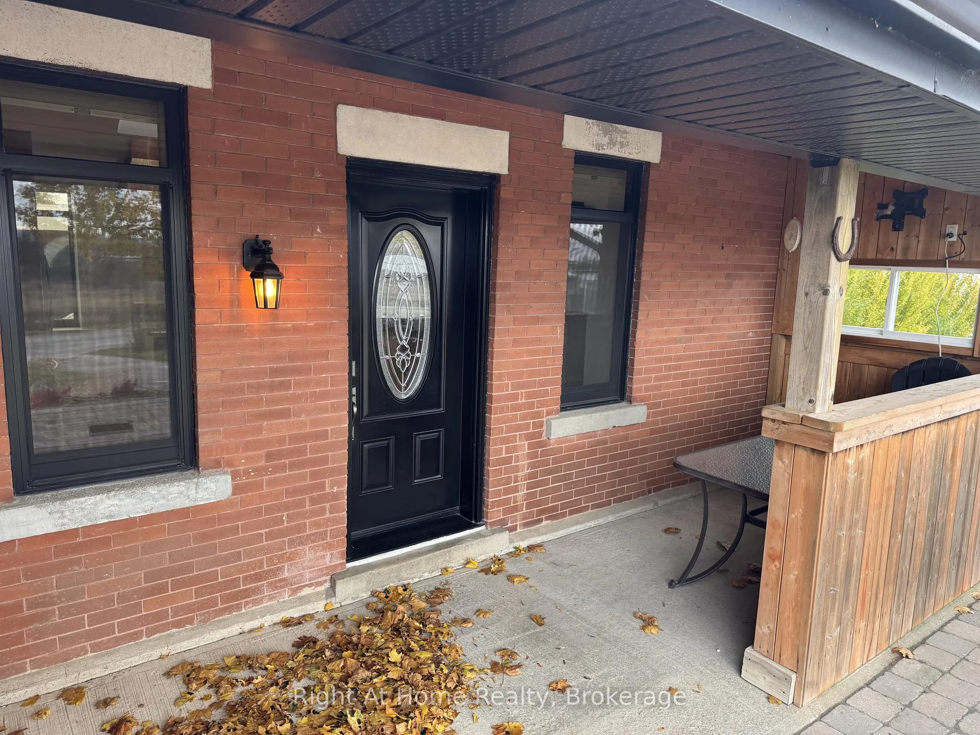 Photo 6 of 12 Erinville Drive, Erin — HOMEH