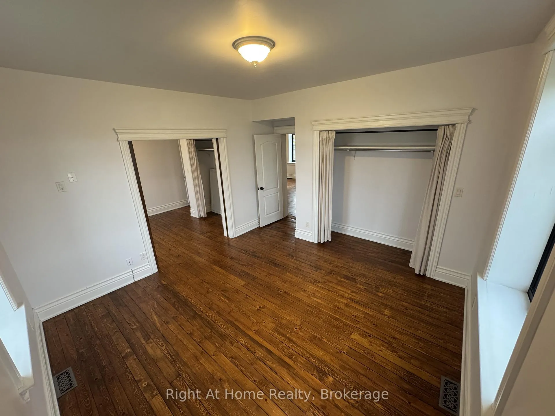 Photo 10 of 12 Erinville Drive, Erin — HOMEH
