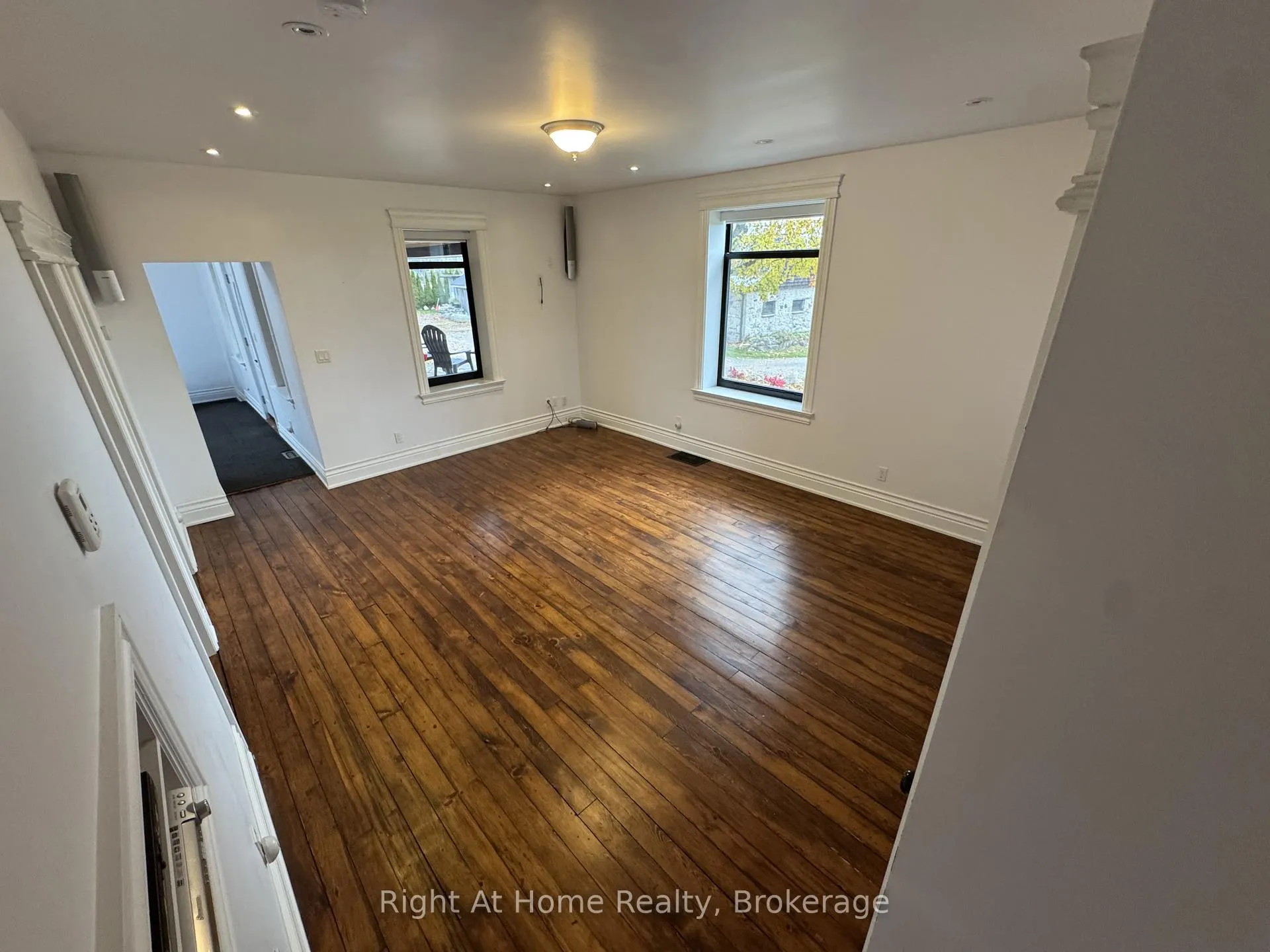 Photo 11 of 12 Erinville Drive, Erin — HOMEH