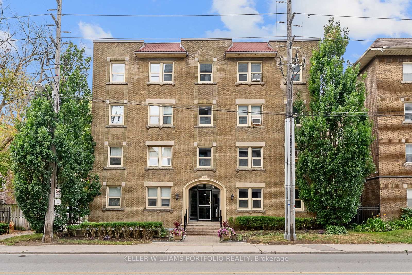 Front of Unit 402, 114 Vaughan Road
