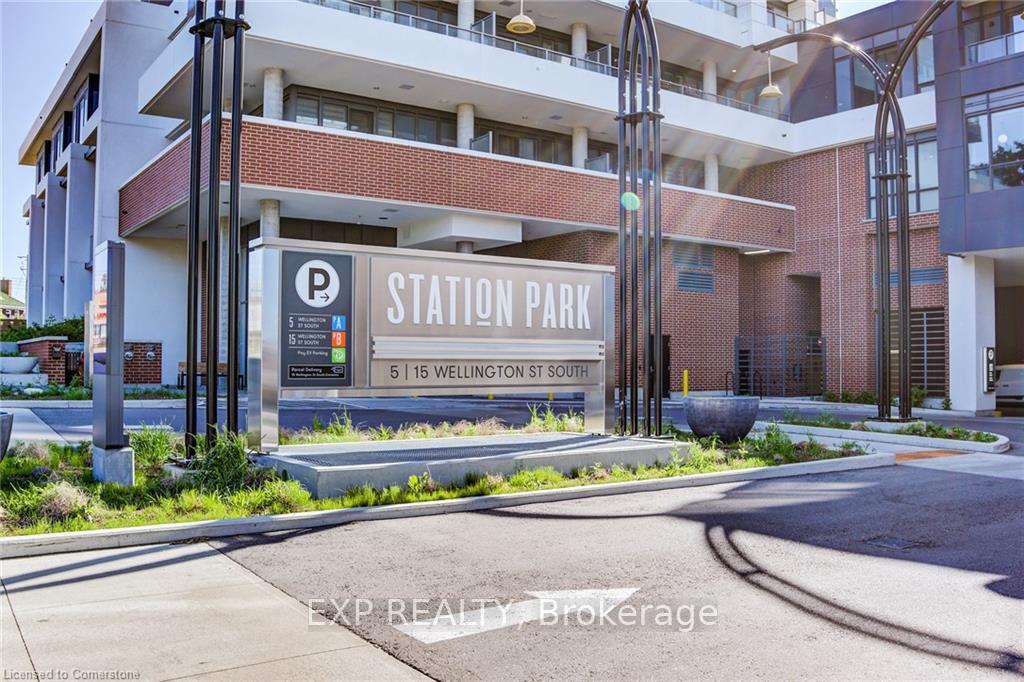 Photo 4 of Unit 510, 15 Wellington Street, Kitchener — HOMEH