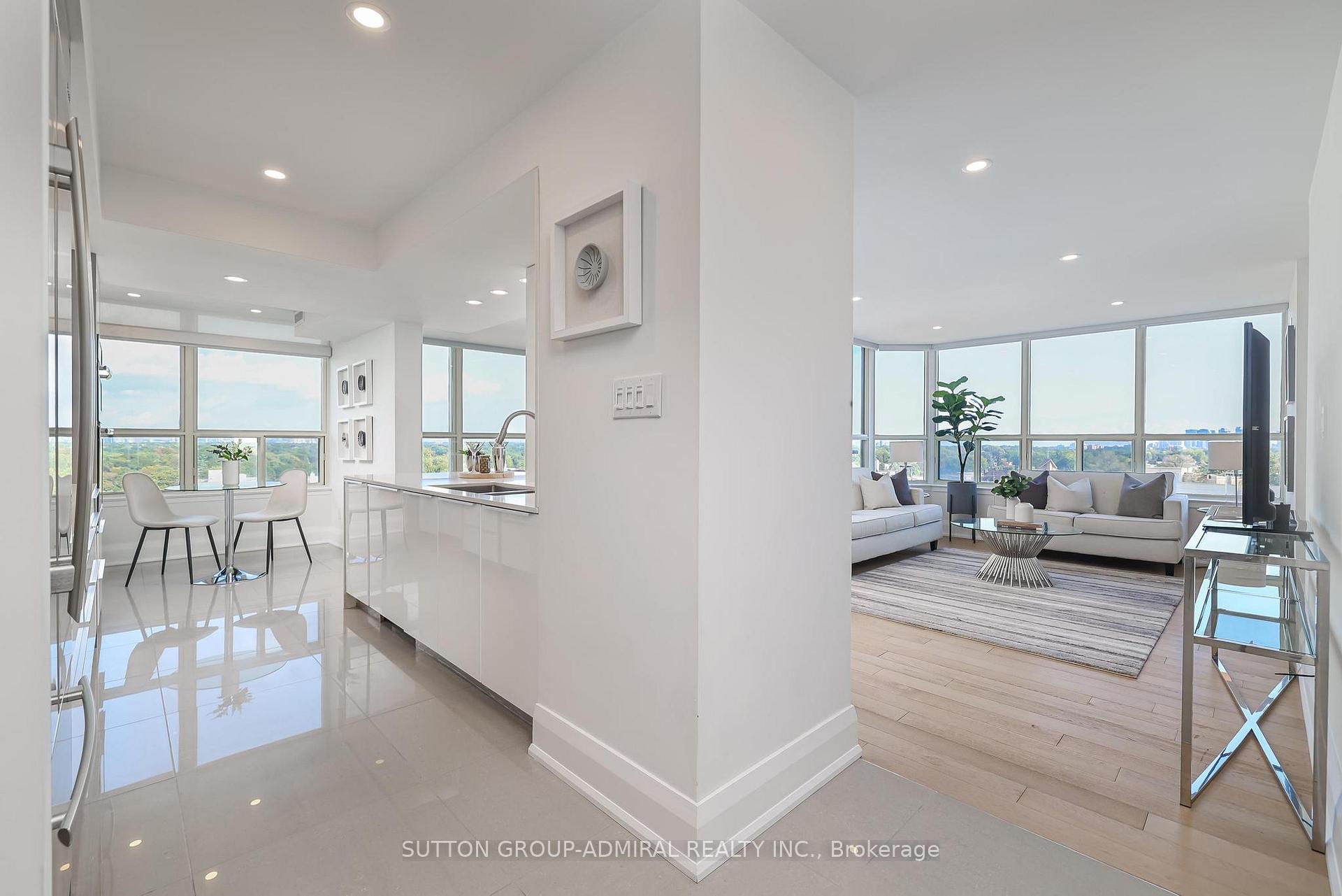 Photo 6 of Unit 1112, 268 Ridley Boulevard, Toronto, Bedford Park-Nortown — HOMEH
