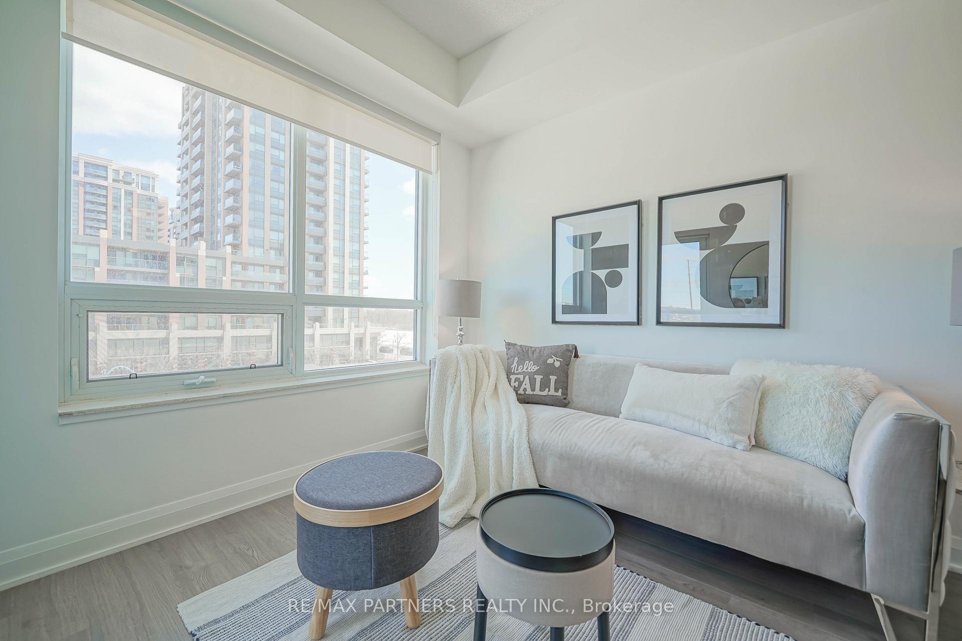 Photo 11 of Unit 306, 15 Water Walk Drive, Markham, Unionville — HOMEH