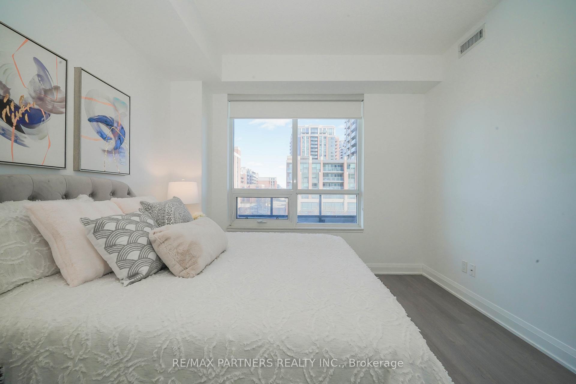 Photo 17 of Unit 306, 15 Water Walk Drive, Markham, Unionville — HOMEH