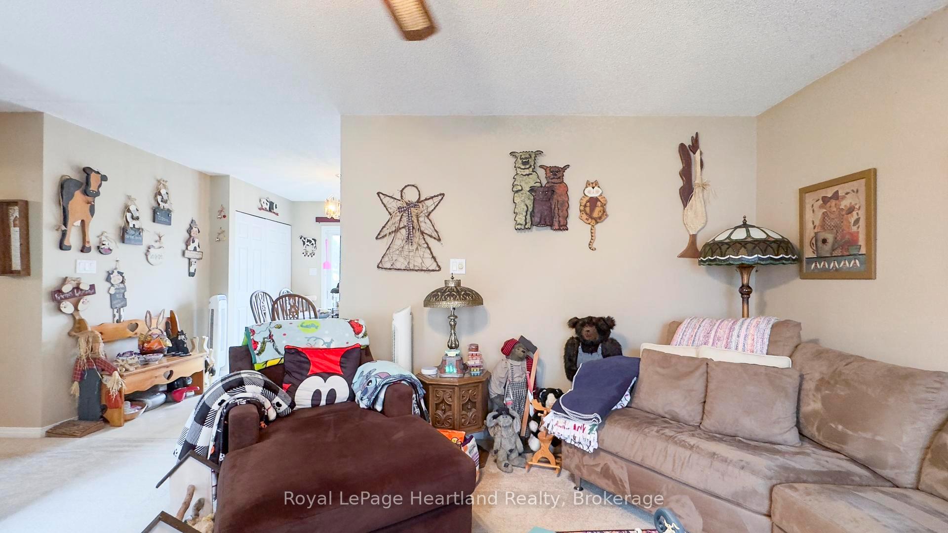 Photo 5 of 91 Anglesea Street, Goderich, Goderich (Town) — HOMEH