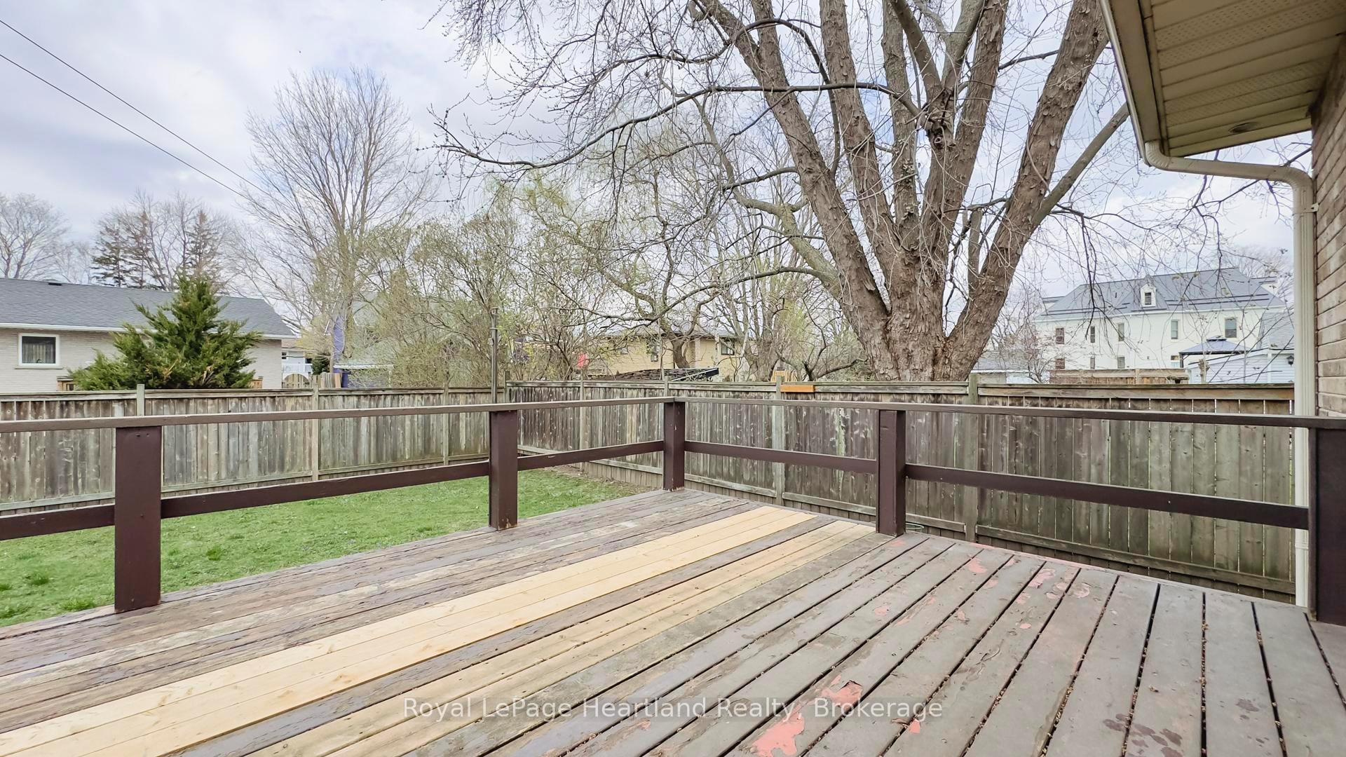 Photo 32 of 91 Anglesea Street, Goderich, Goderich (Town) — HOMEH