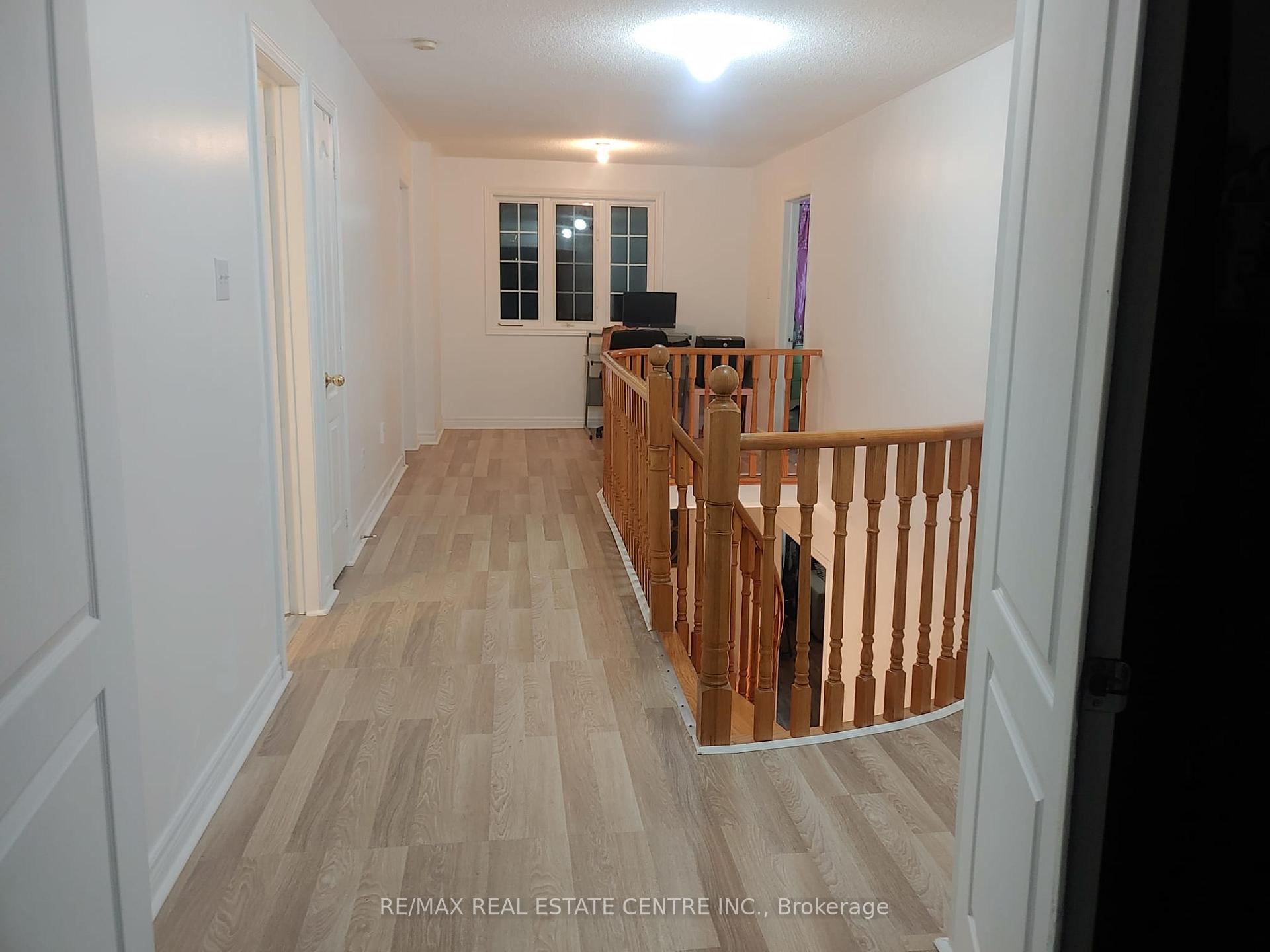 Photo 19 of 21 Sprucelands Avenue, Brampton, Sandringham-Wellington — HOMEH