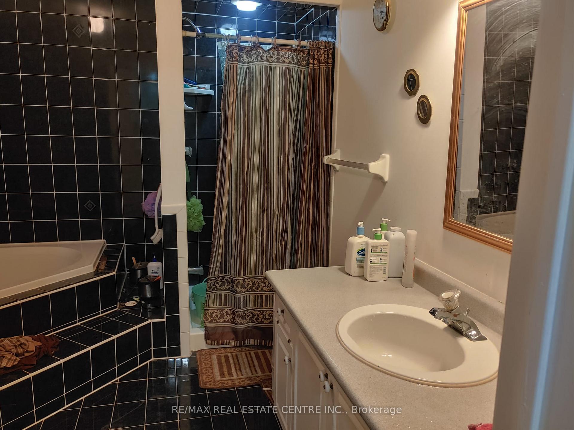 Photo 27 of 21 Sprucelands Avenue, Brampton, Sandringham-Wellington — HOMEH
