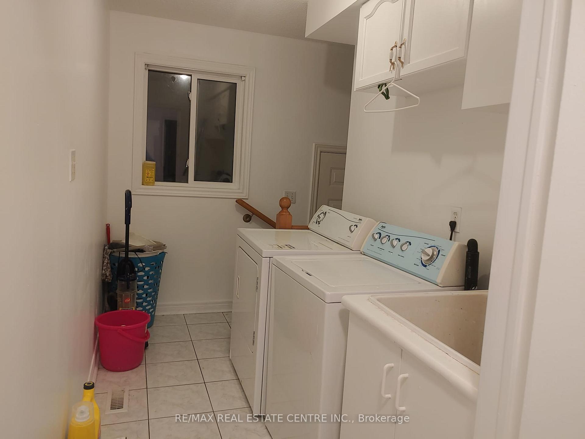Photo 9 of 21 Sprucelands Avenue, Brampton, Sandringham-Wellington — HOMEH