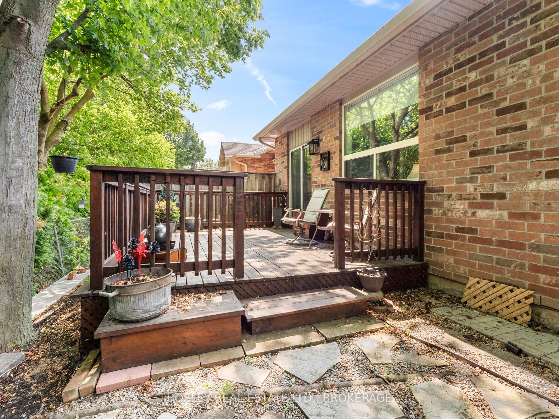 Photo 17 of Unit 16, 99 Linwell Road, St. Catharines, Lakeport — HOMEH