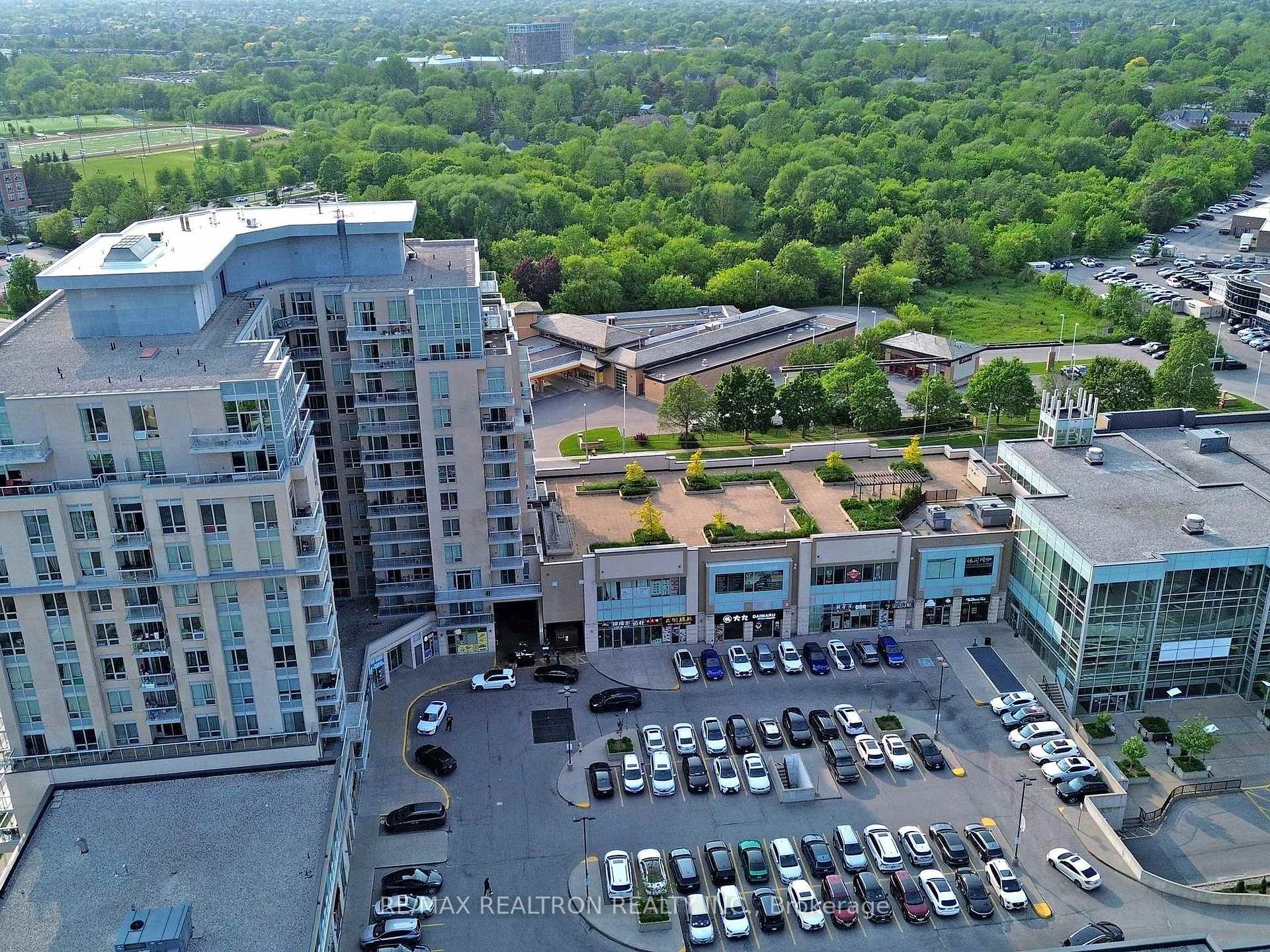 Photo 2 of Unit 522, 8323 Kennedy Road, Markham, Village Green-South Unionville — HOMEH