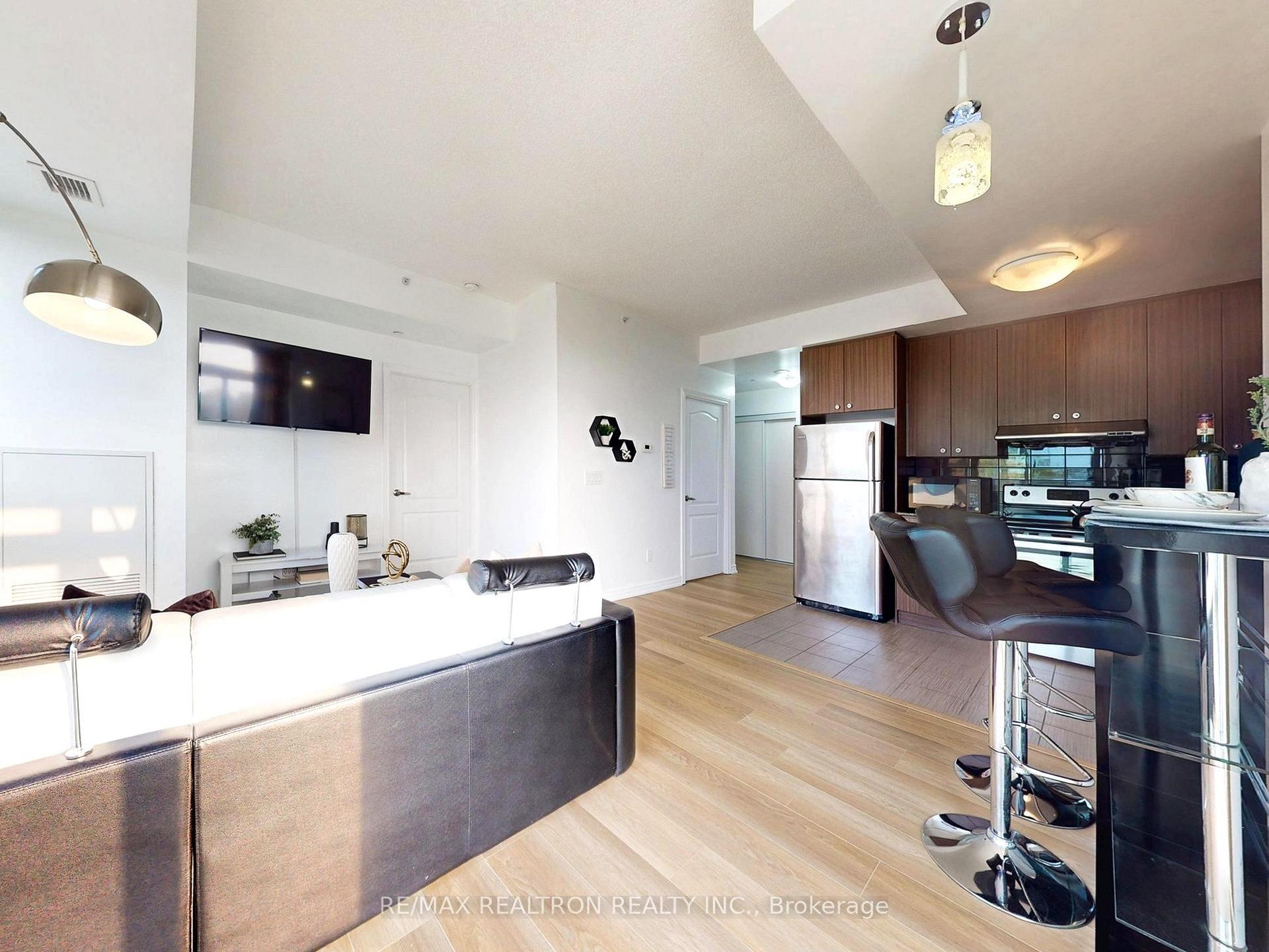 Photo 13 of Unit 522, 8323 Kennedy Road, Markham, Village Green-South Unionville — HOMEH