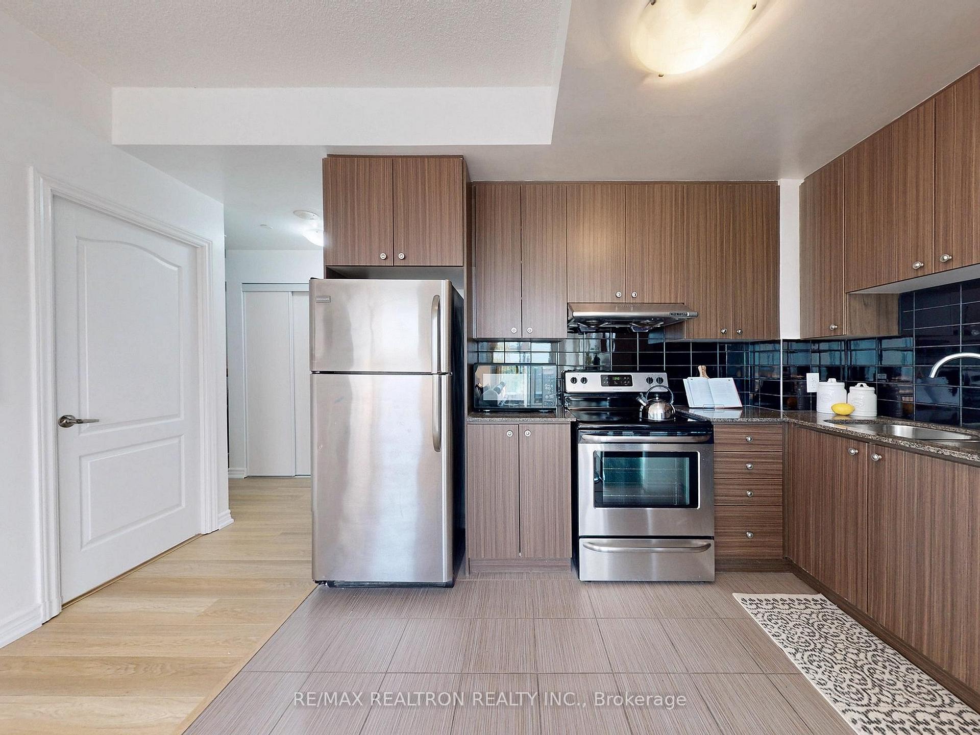 Photo 14 of Unit 522, 8323 Kennedy Road, Markham, Village Green-South Unionville — HOMEH