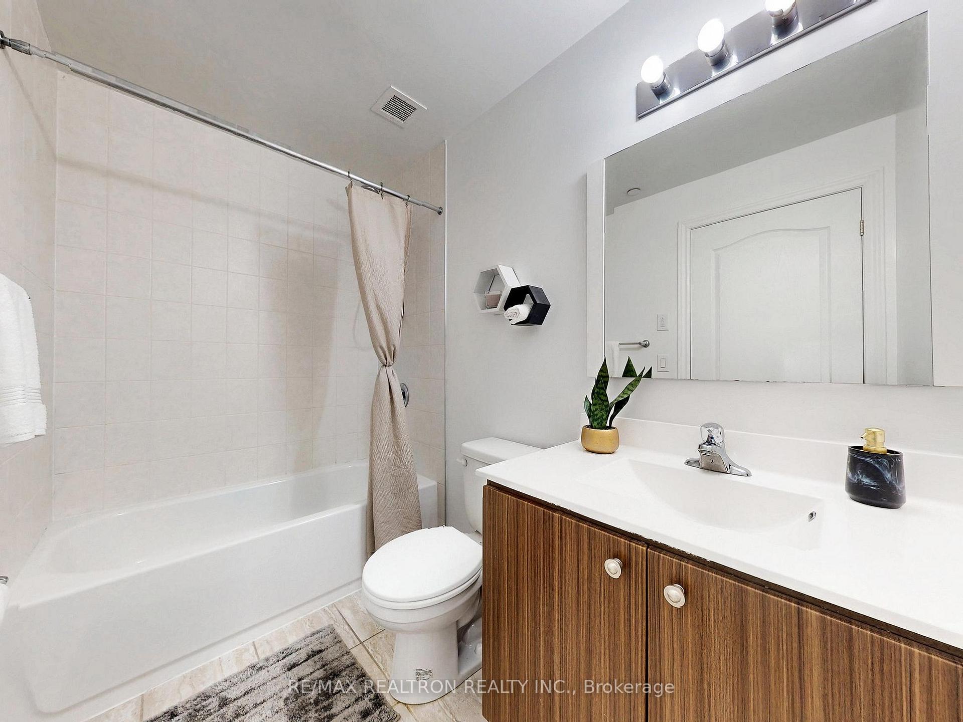 Photo 21 of Unit 522, 8323 Kennedy Road, Markham, Village Green-South Unionville — HOMEH