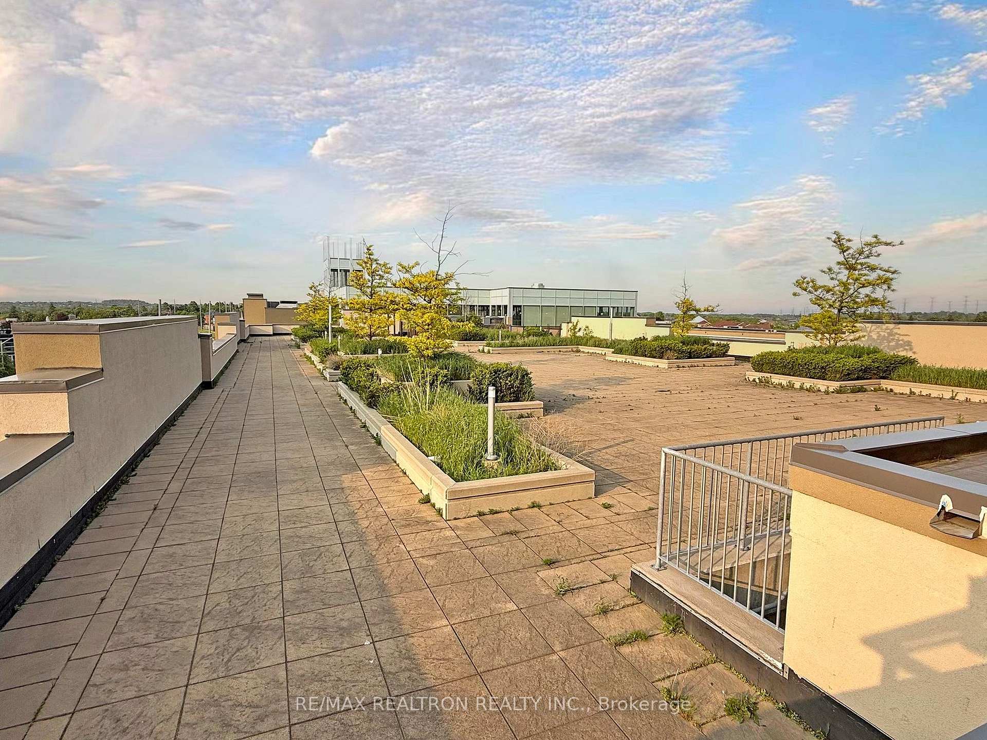 Photo 37 of Unit 522, 8323 Kennedy Road, Markham, Village Green-South Unionville — HOMEH