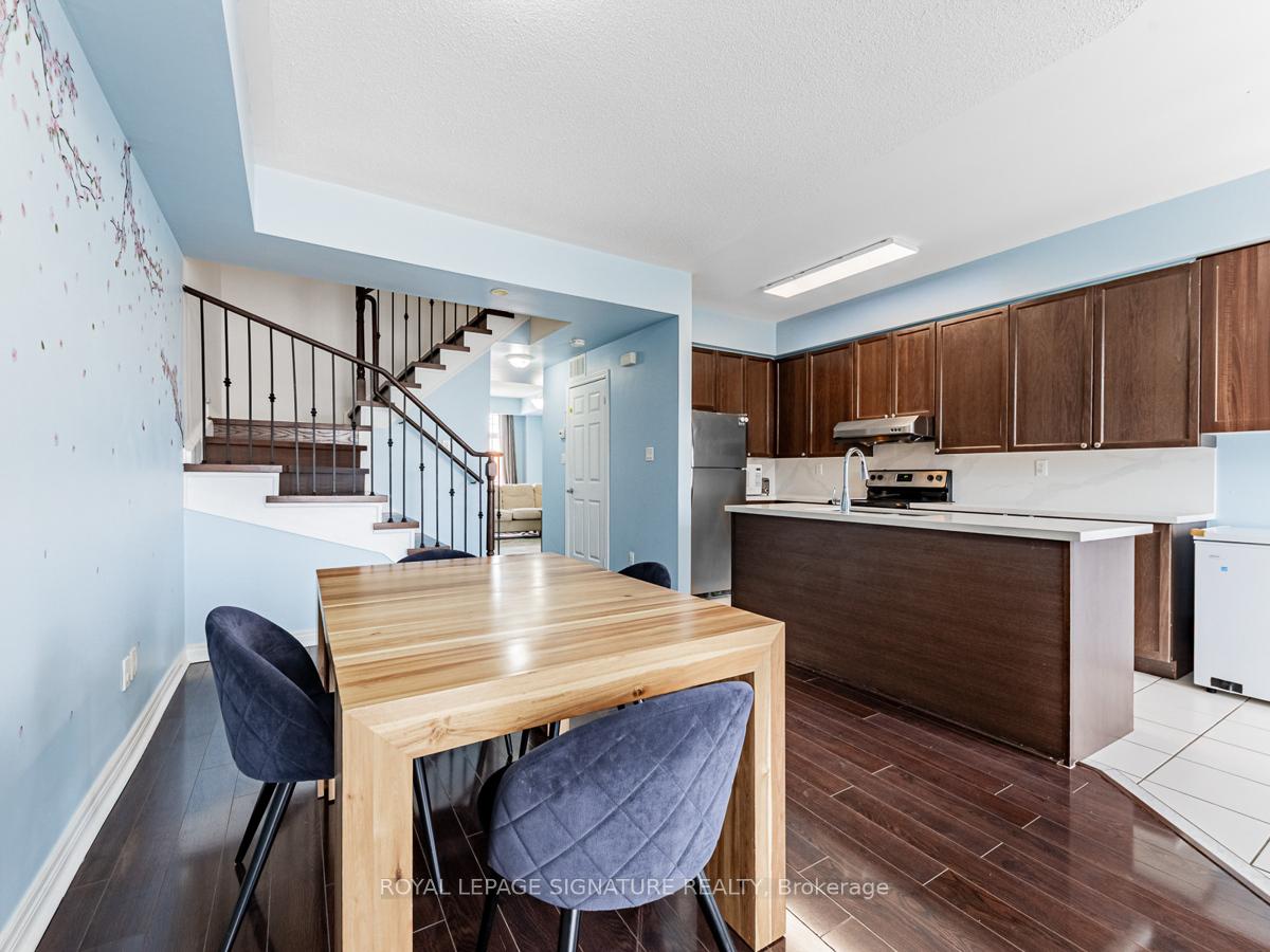 Photo 8 of Unit 21, 10 Greensborough Village Circle, Markham, Greensborough — HOMEH