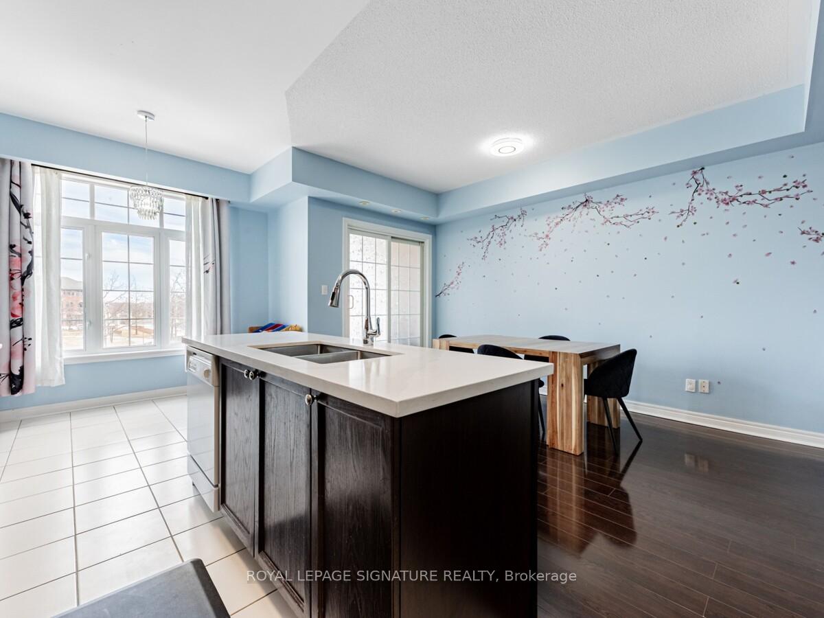 Photo 10 of Unit 21, 10 Greensborough Village Circle, Markham, Greensborough — HOMEH