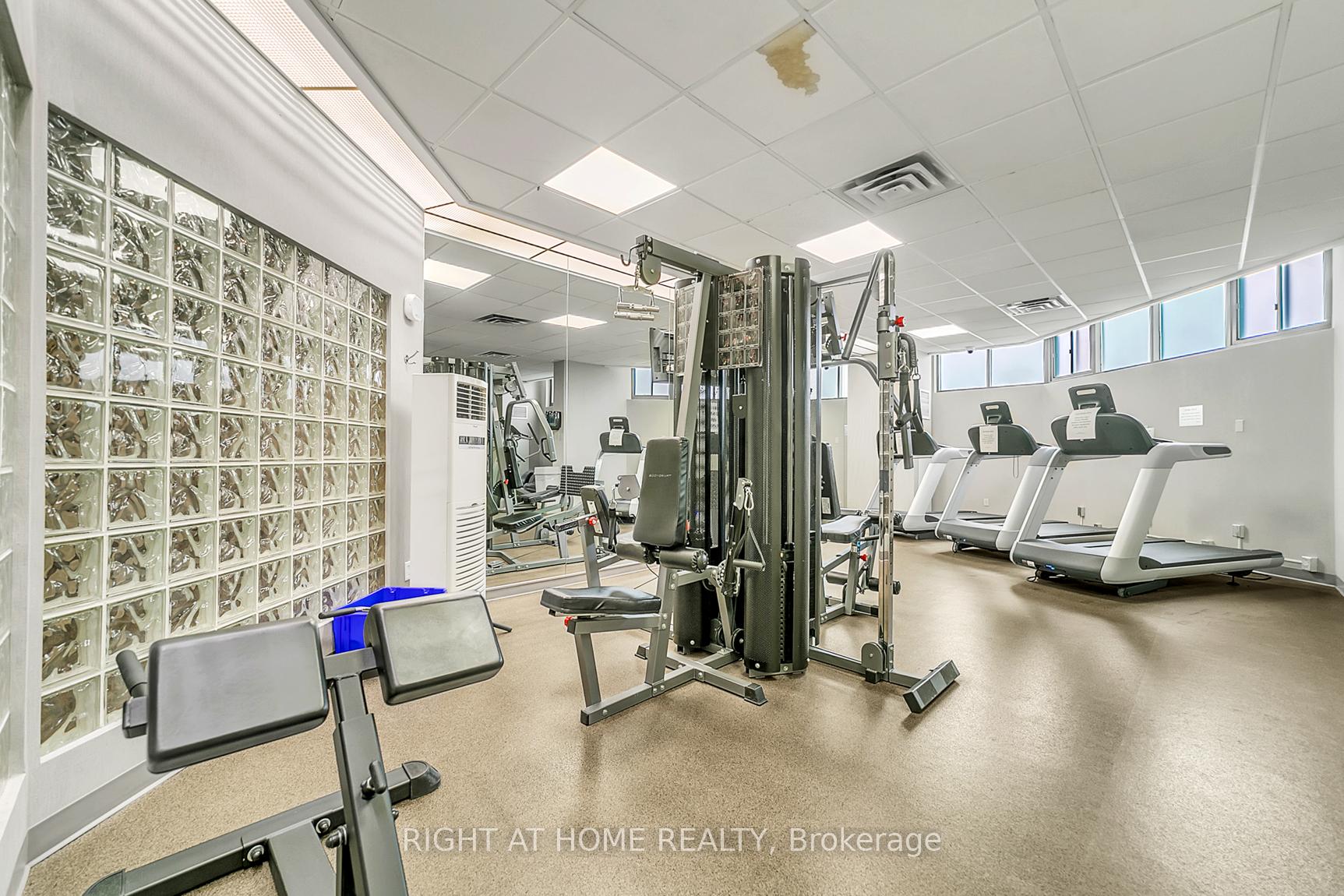 Photo 13 of Unit 901, 7825 Bayview Avenue, Markham, Aileen-Willowbrook — HOMEH