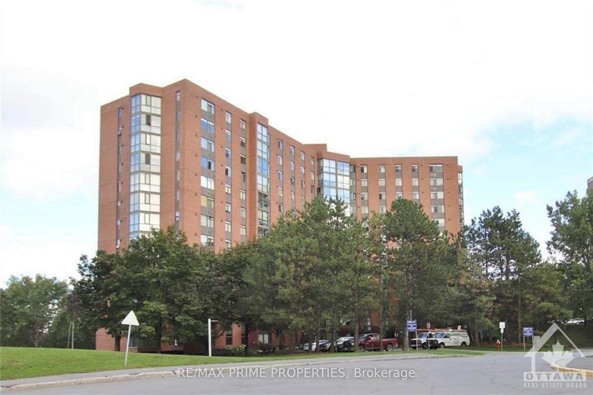 Front of Unit 410, 2871 Richmond Road