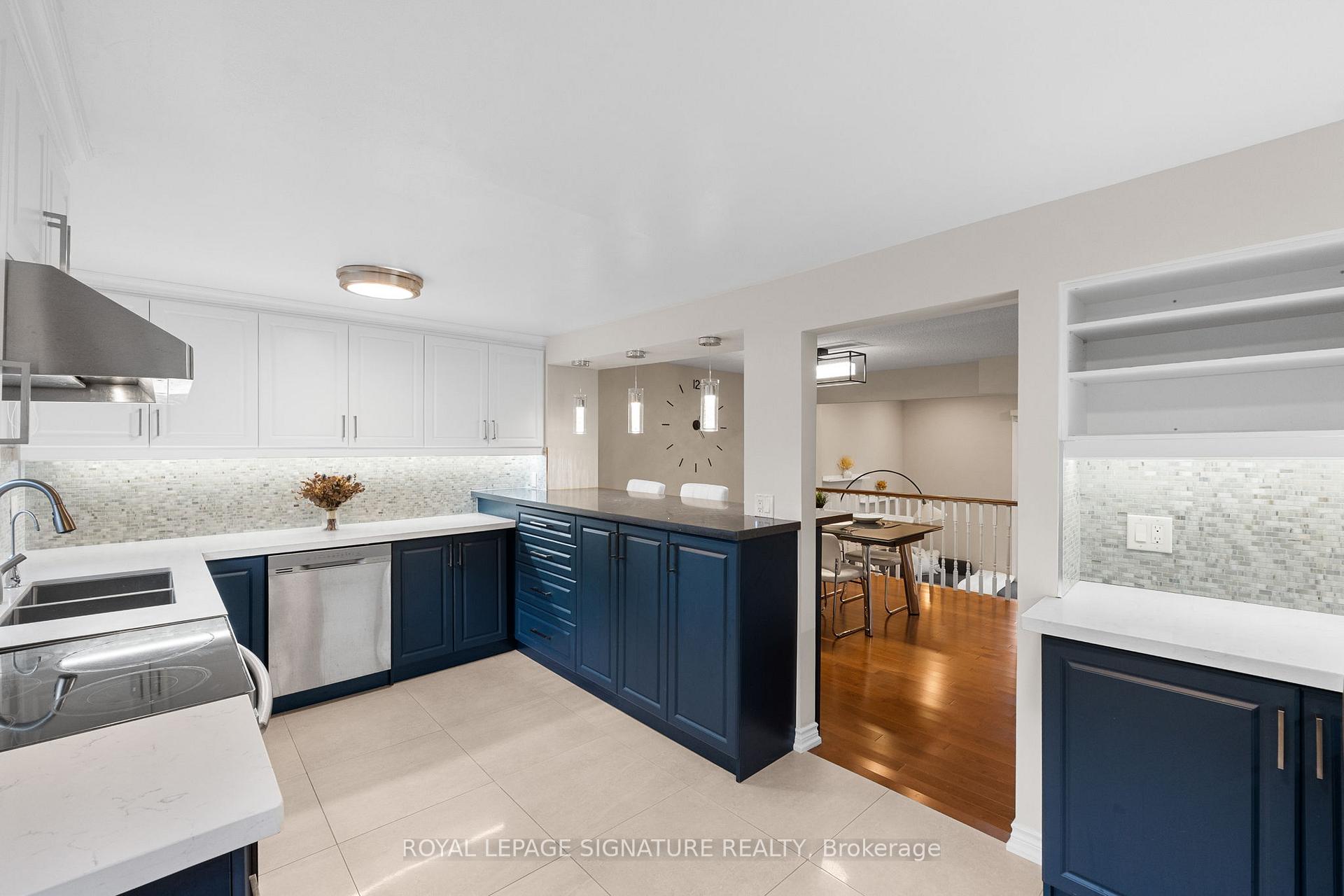 Photo 11 of 10 Thatcher's Mill Way, Markham, Bullock — HOMEH