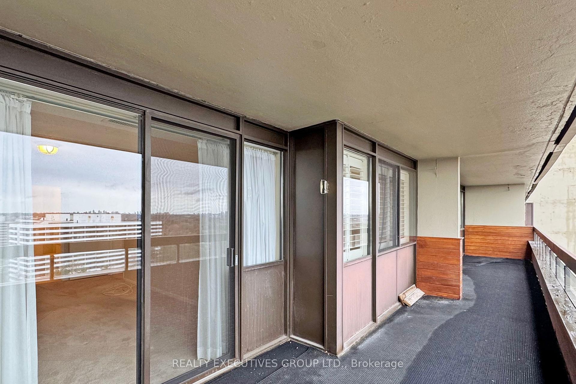 Photo 27 of Unit 1702, 8111 Yonge Street, Markham, Royal Orchard — HOMEH