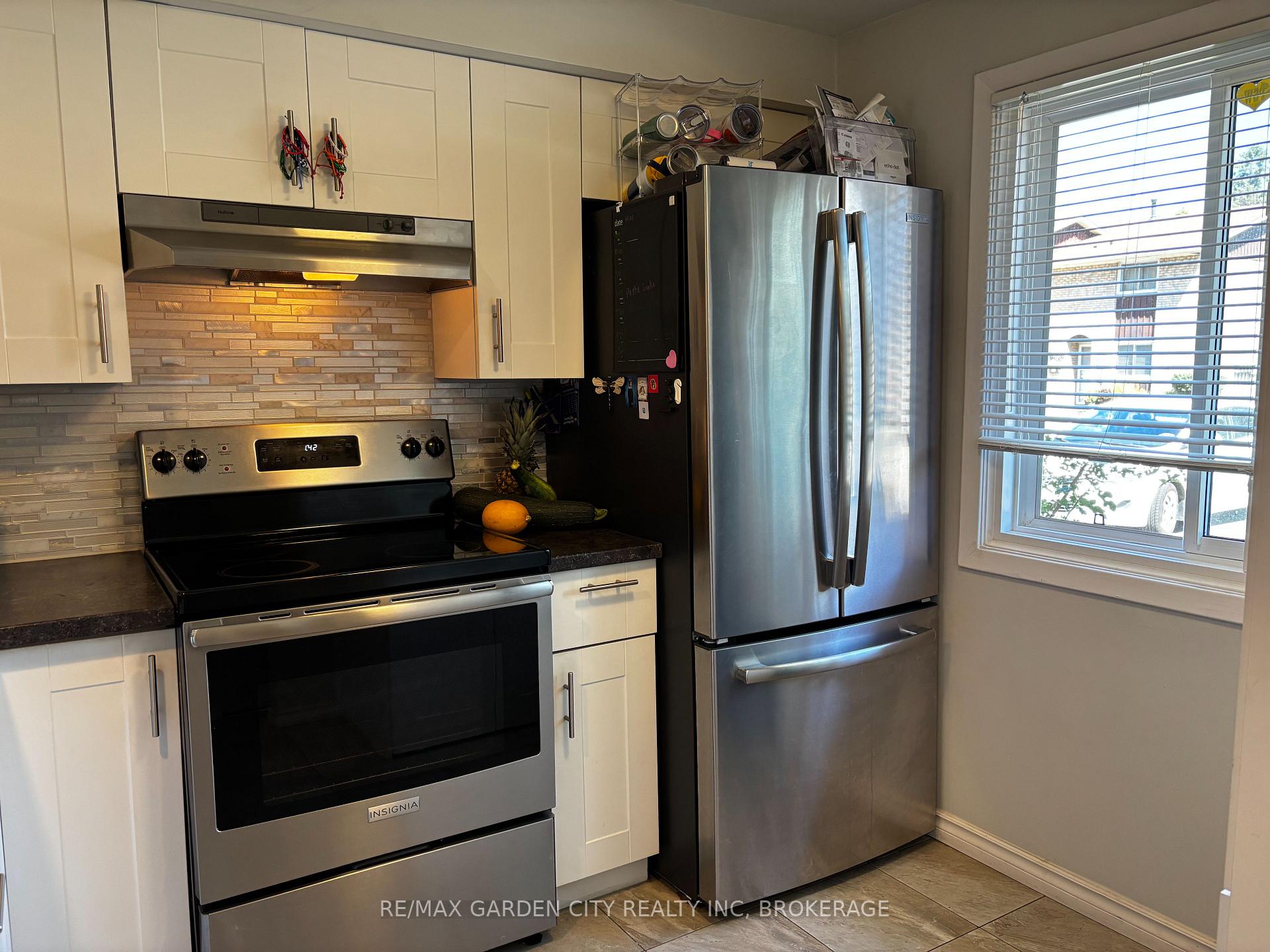 Photo 14 of Unit 55, 50 Lakeshore Road, St. Catharines, Lakeport — HOMEH