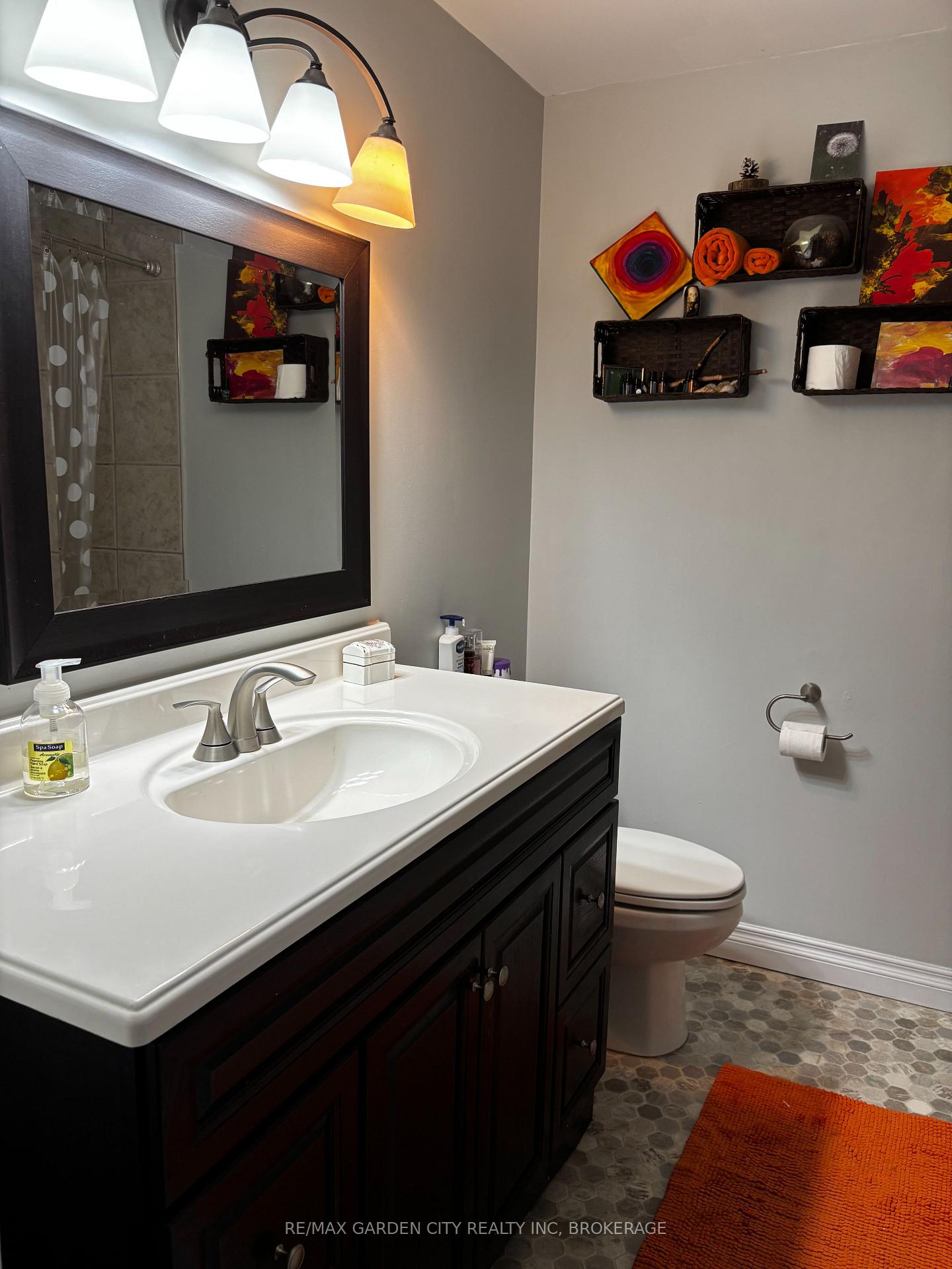 Photo 9 of Unit 55, 50 Lakeshore Road, St. Catharines, Lakeport — HOMEH
