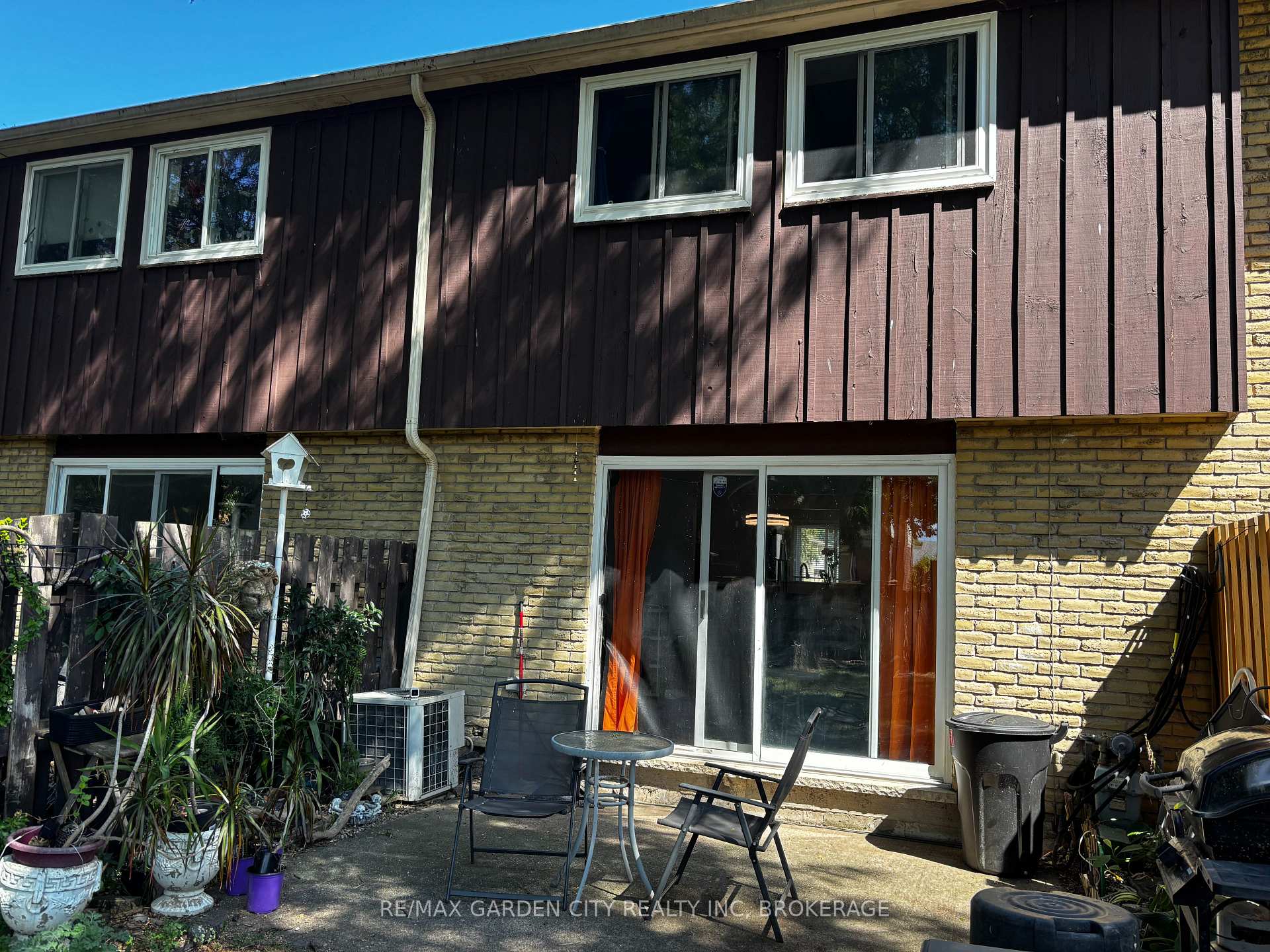 Photo 12 of Unit 55, 50 Lakeshore Road, St. Catharines, Lakeport — HOMEH