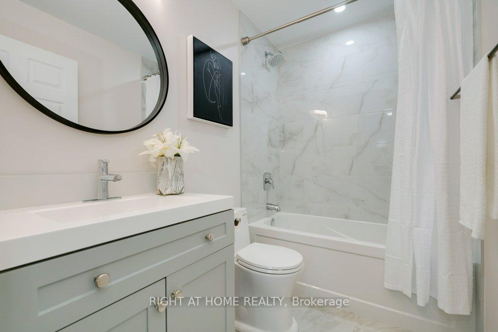 Photo 20 of Unit 402, 10 Gateway Boulevard, Toronto, Flemingdon Park — HOMEH
