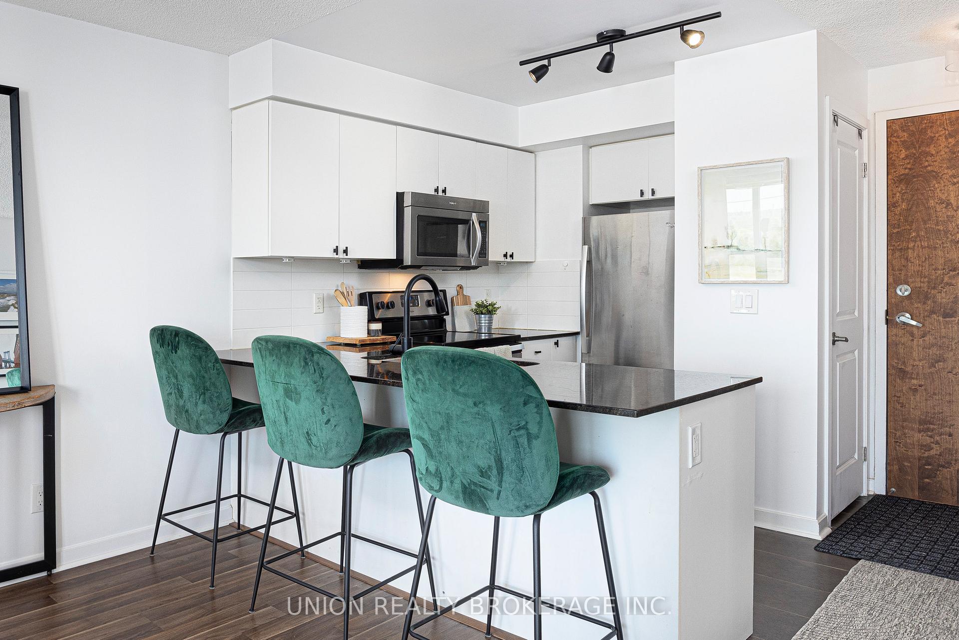 Photo 8 of Unit 404, 1235 Bayly Street, Pickering, Bay Ridges — HOMEH