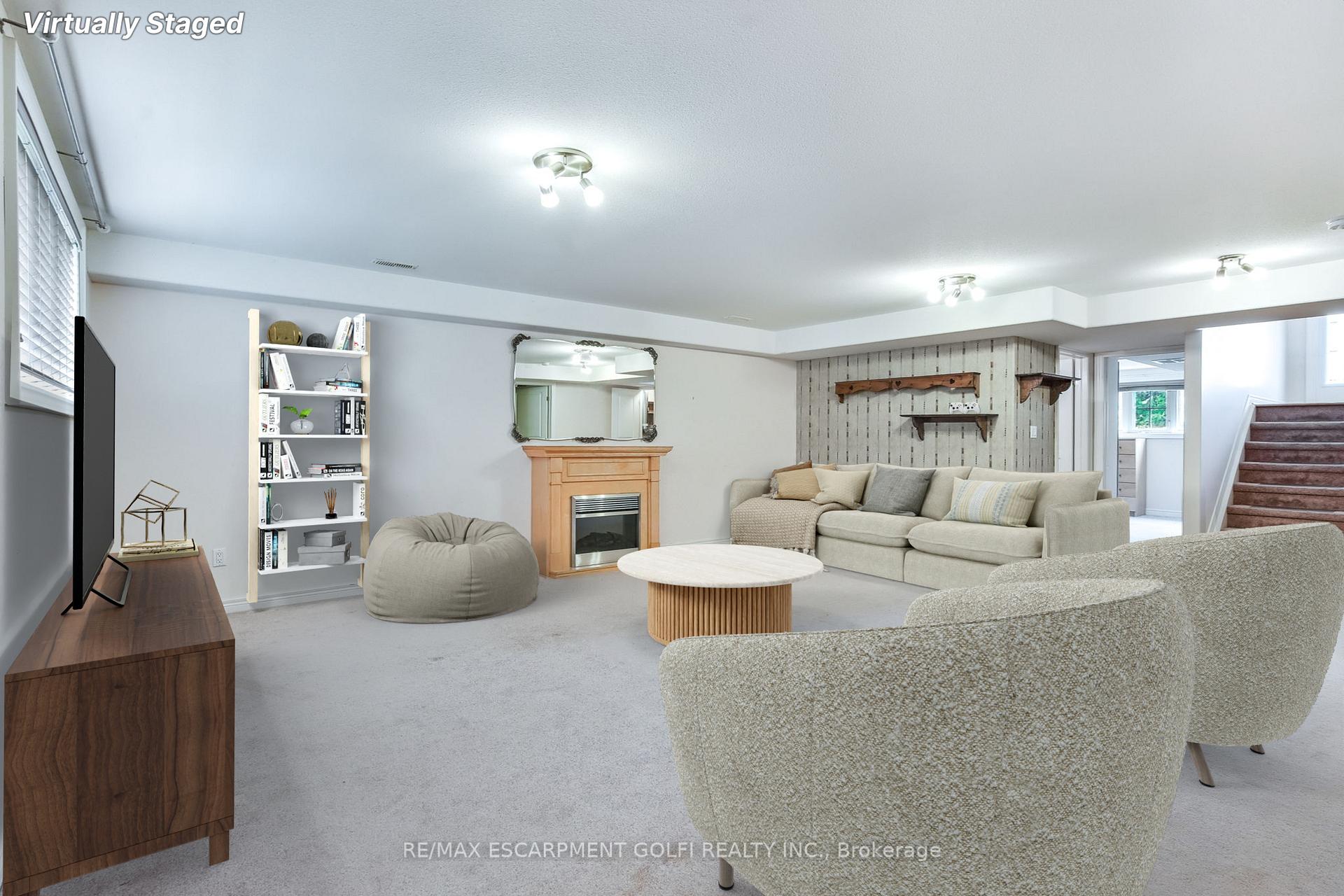 Photo 29 of Unit 16, 35 Scullers Way, St. Catharines, Martindale Pond — HOMEH