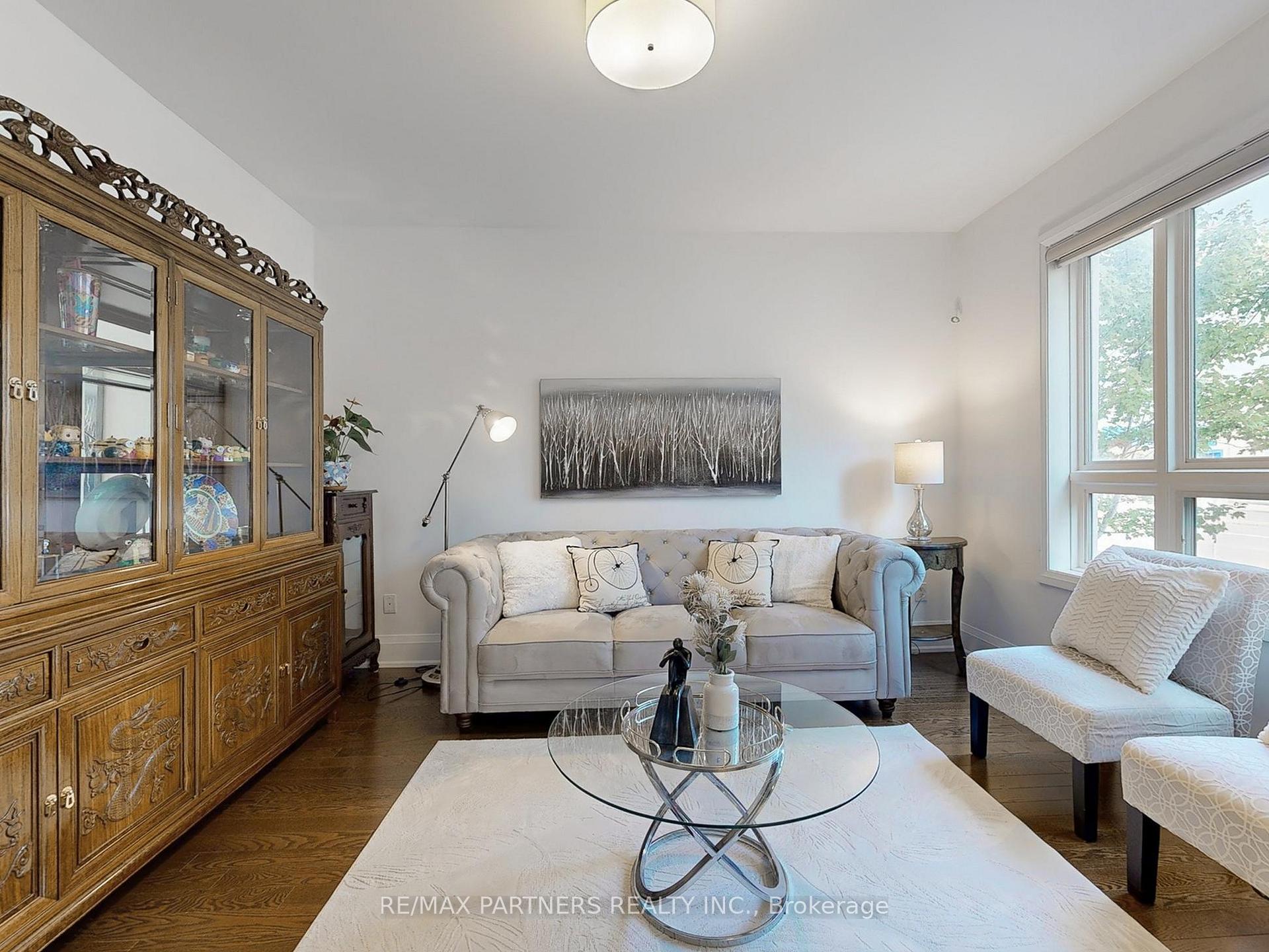 Photo 14 of 4006 Highway 7 E, Markham, Unionville — HOMEH