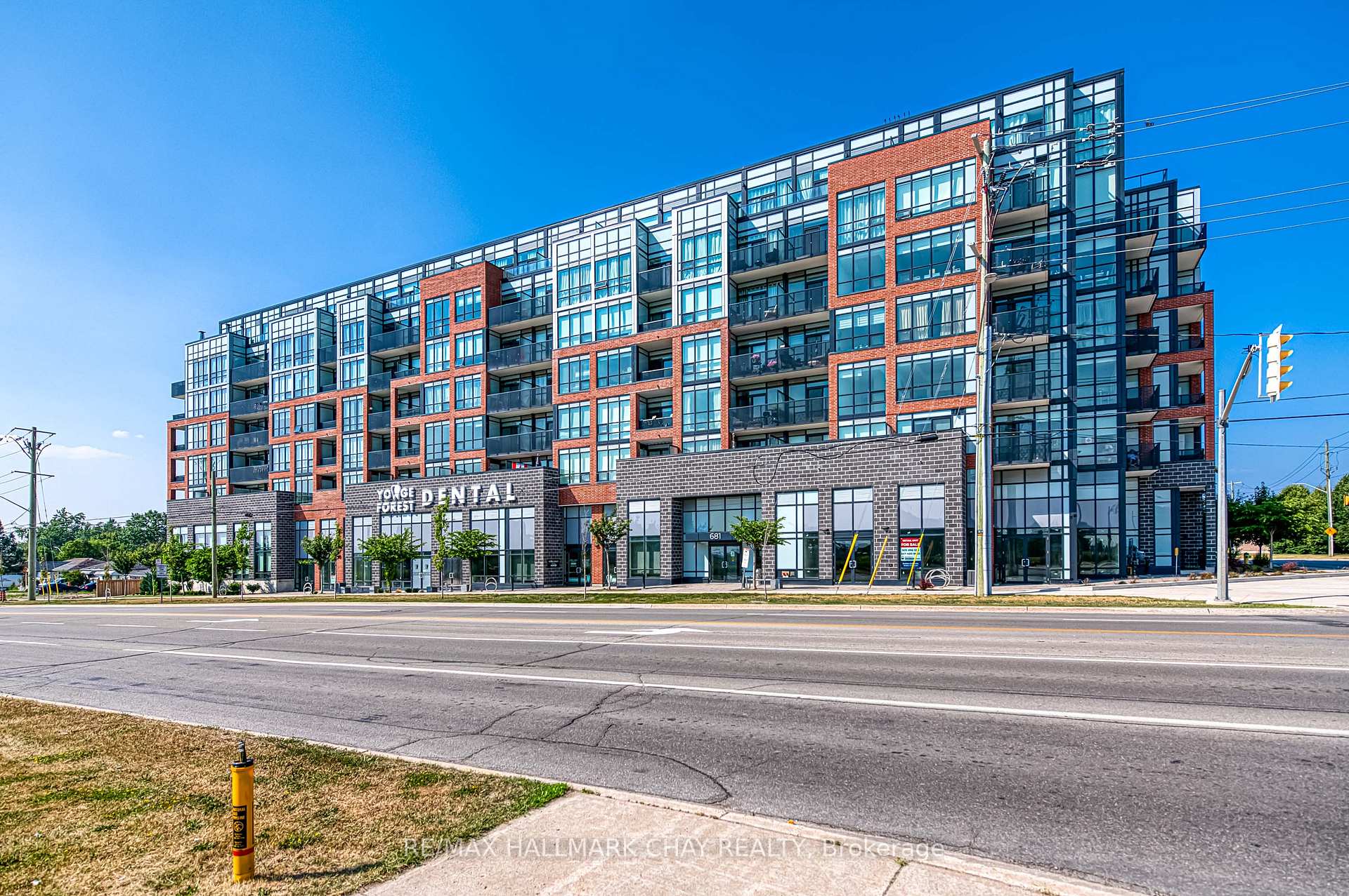 Front of Unit 217, 681 Yonge Street N