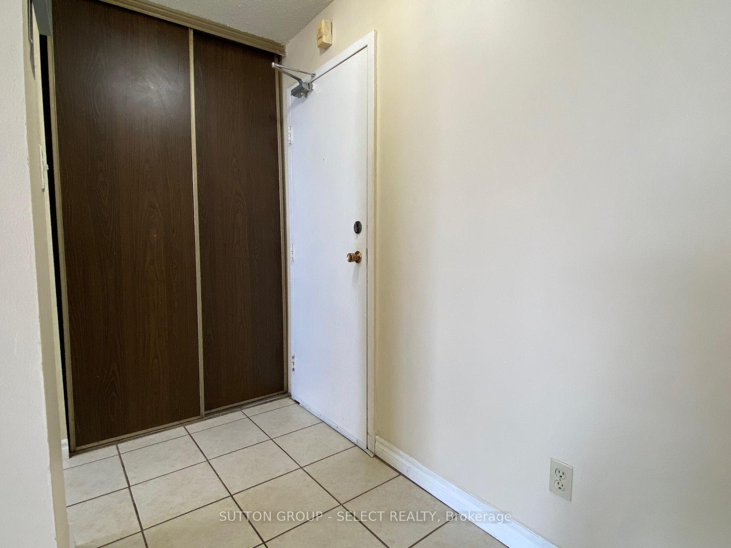 Photo 2 of Unit 504, 185 Kehl Street, Kitchener — HOMEH