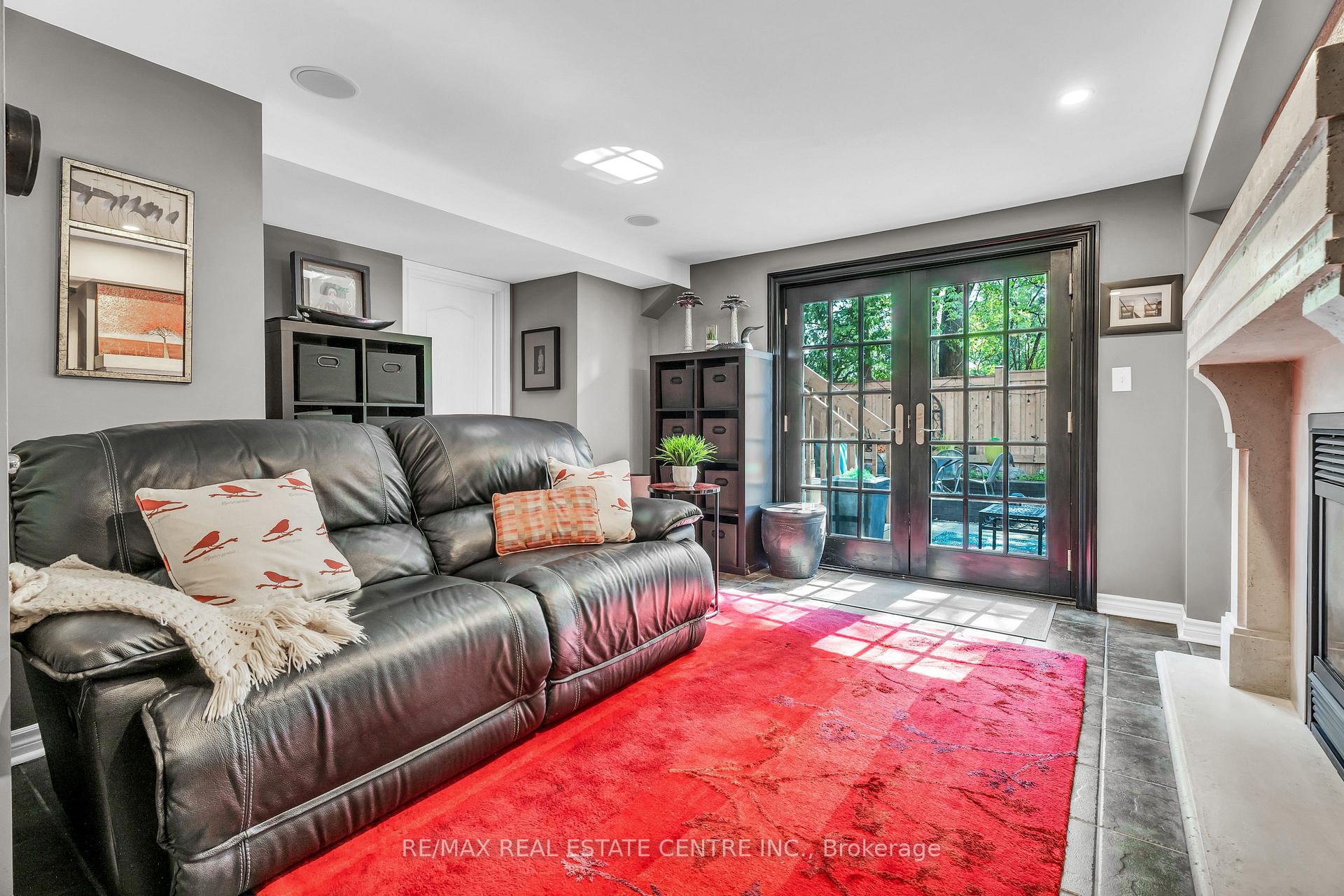 Photo 1 of Unit 7, 76 River Drive, Halton Hills, Georgetown — HOMEH