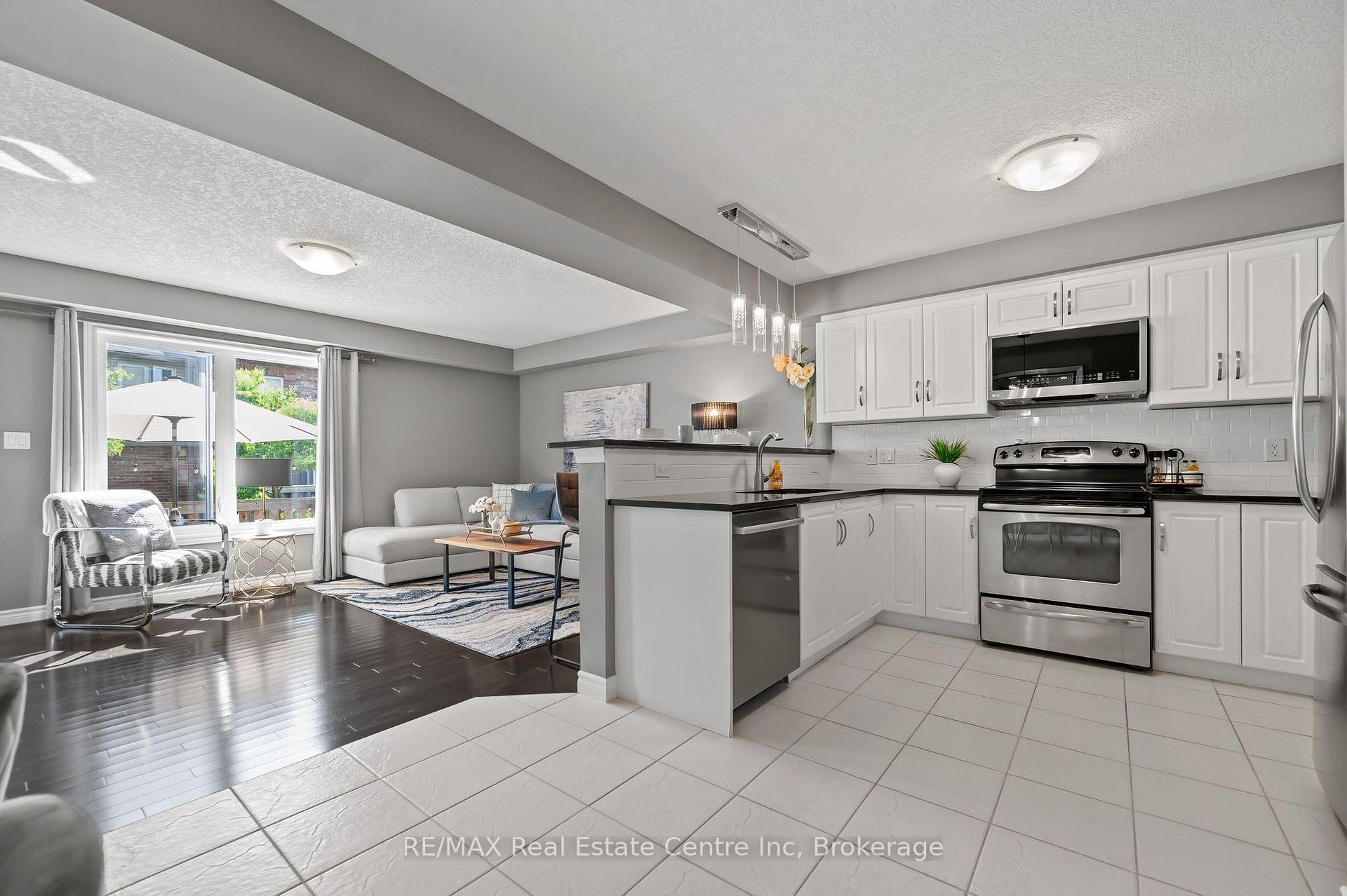 Photo 4 of Unit 46, 167 Arkell Road, Guelph, Pineridge/Westminster Woods — HOMEH