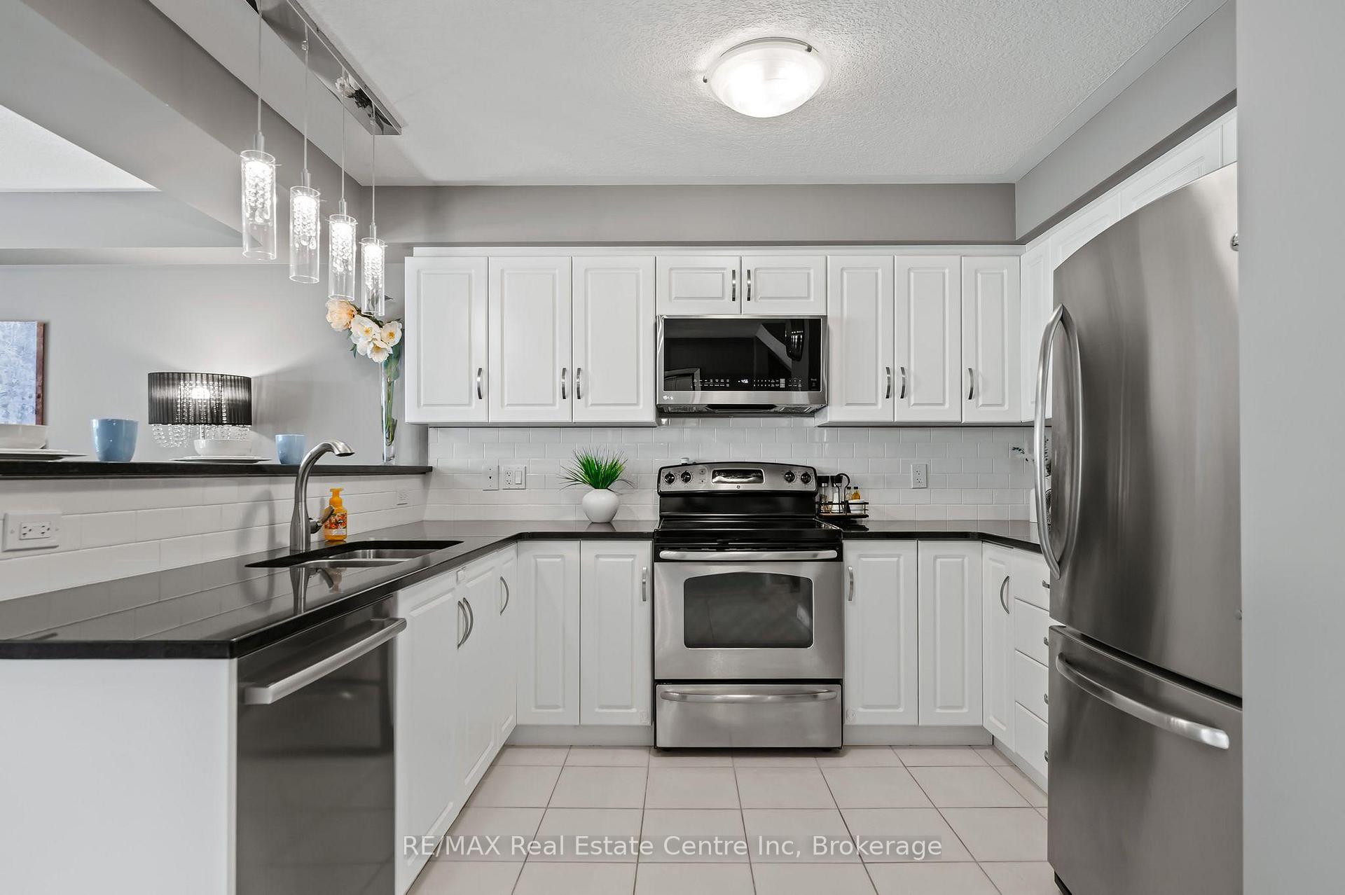Photo 6 of Unit 46, 167 Arkell Road, Guelph, Pineridge/Westminster Woods — HOMEH