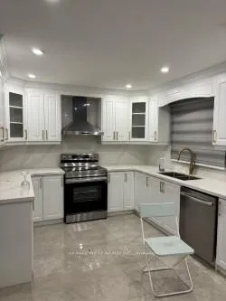 Photo 5 of 23 Michigan Avenue, Brampton, Fletcher's Creek South — HOMEH