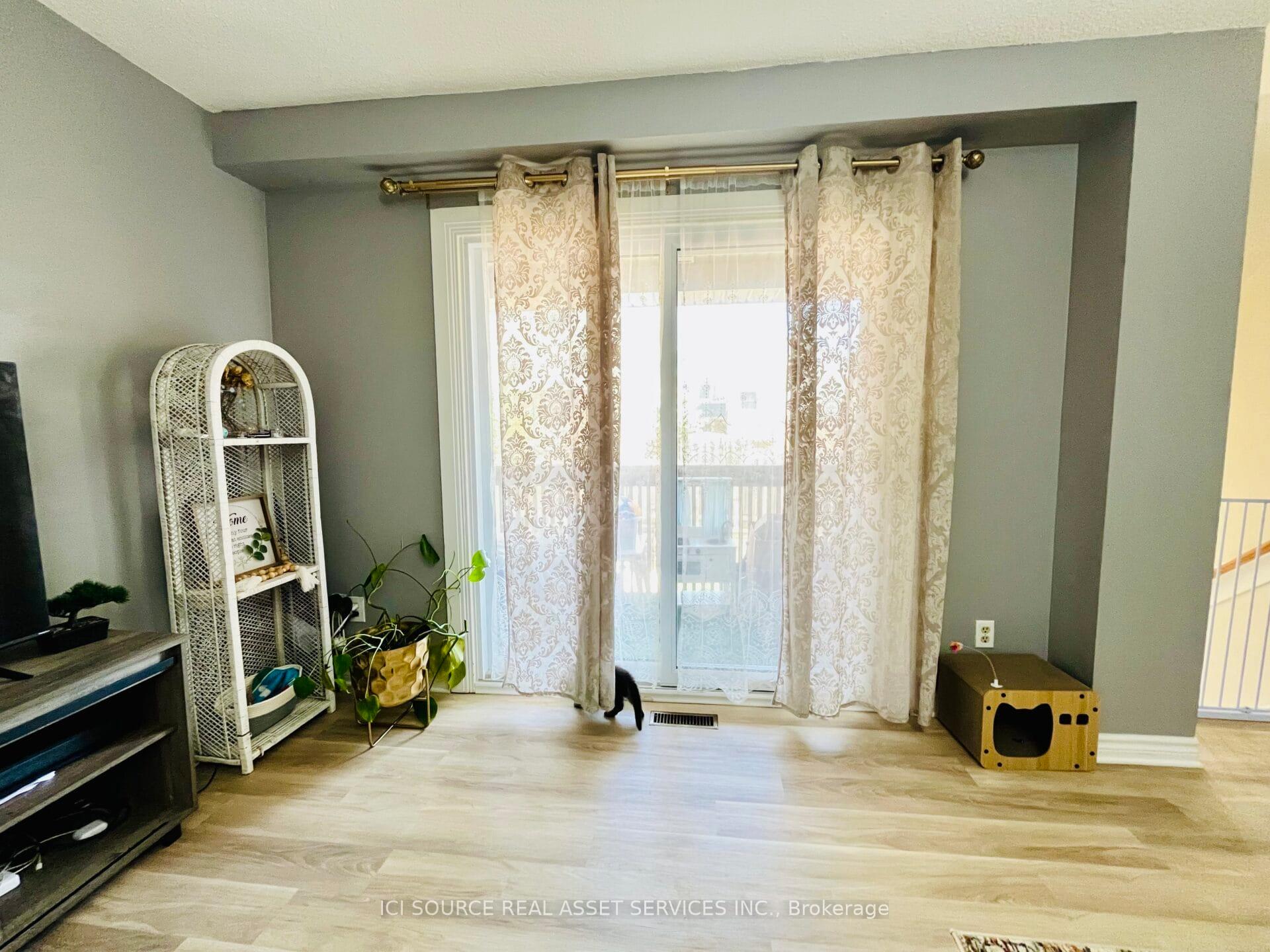 Photo 1 of Unit 18, 1300 Upper Ottawa Street, Hamilton, Quinndale — HOMEH
