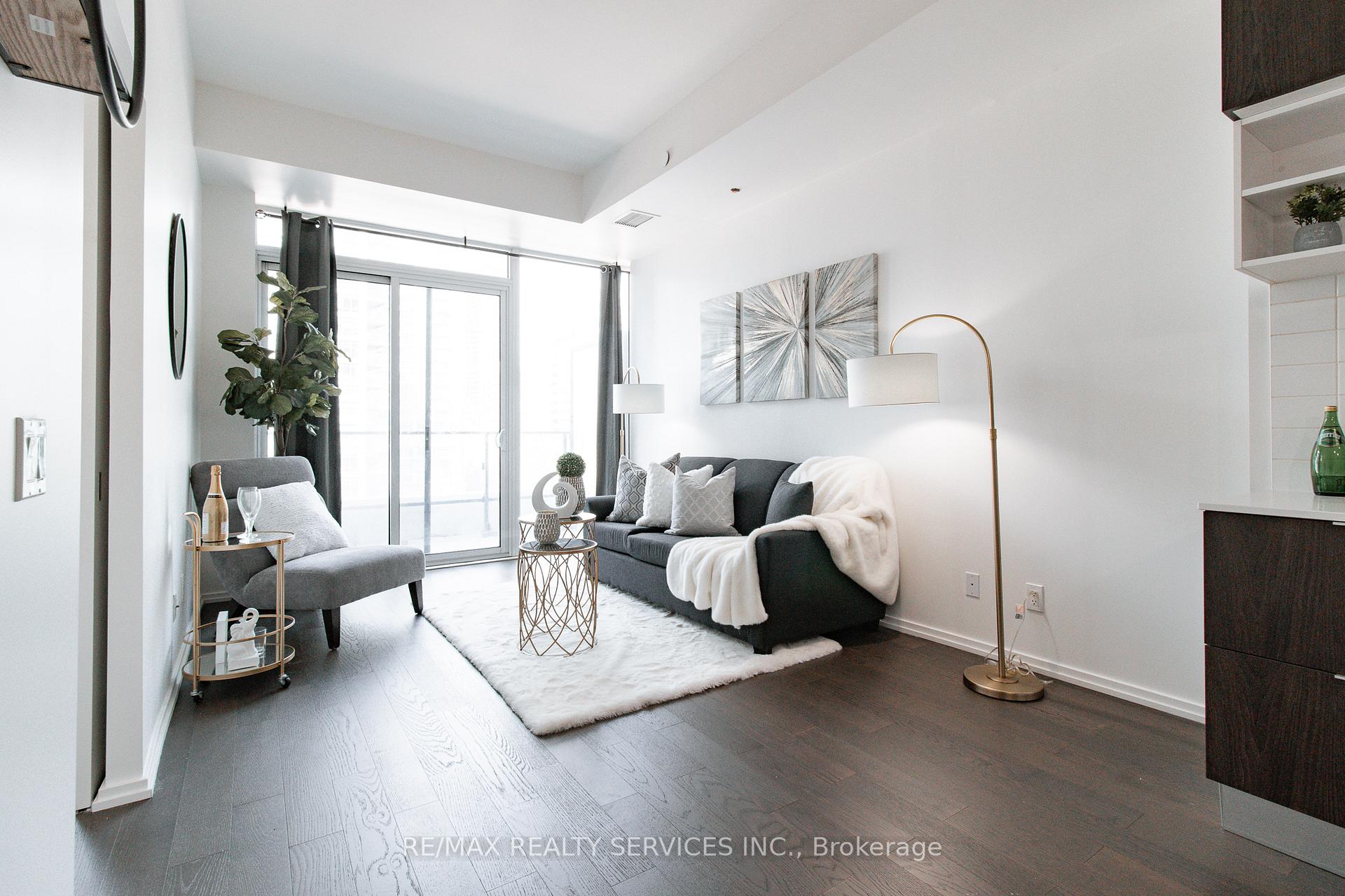 Photo 7 of Unit 1009, 5 Soudan Avenue, Toronto, Mount Pleasant West — HOMEH