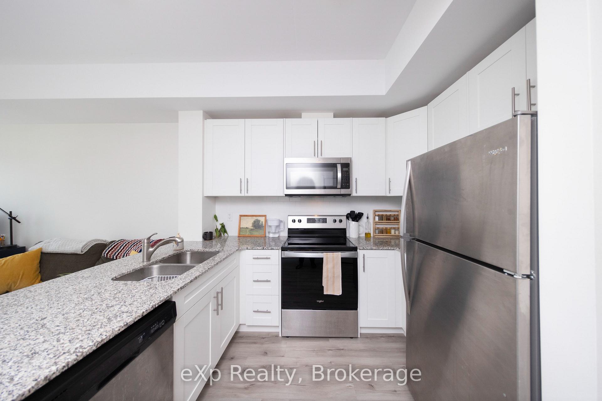 Photo 18 of Unit 1703, 60 Charles Street W, Kitchener — HOMEH