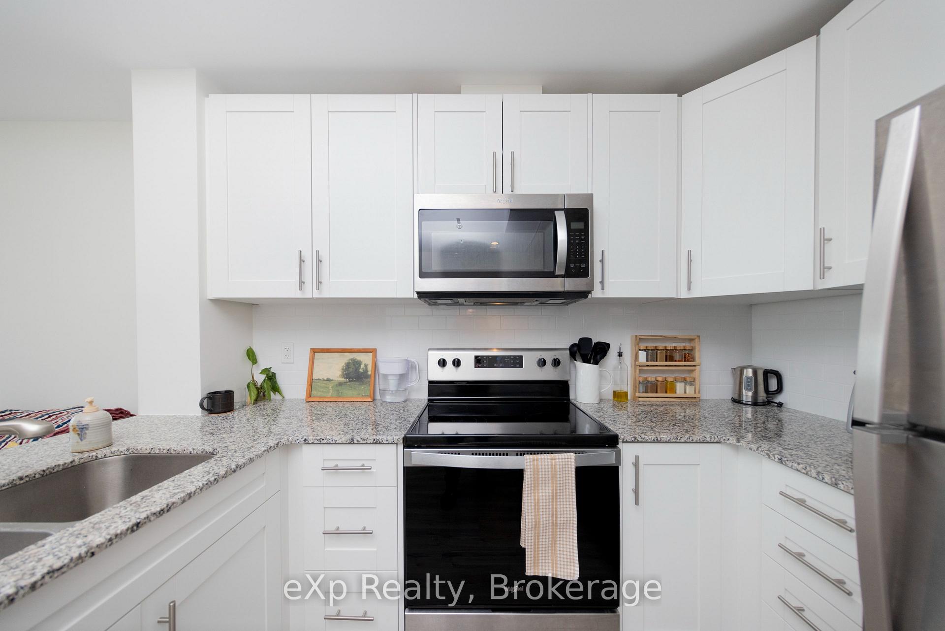 Photo 19 of Unit 1703, 60 Charles Street W, Kitchener — HOMEH