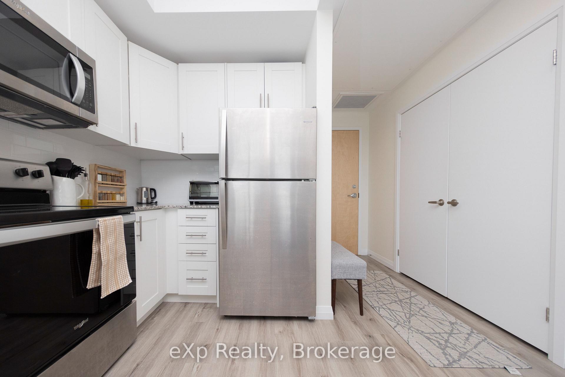 Photo 20 of Unit 1703, 60 Charles Street W, Kitchener — HOMEH