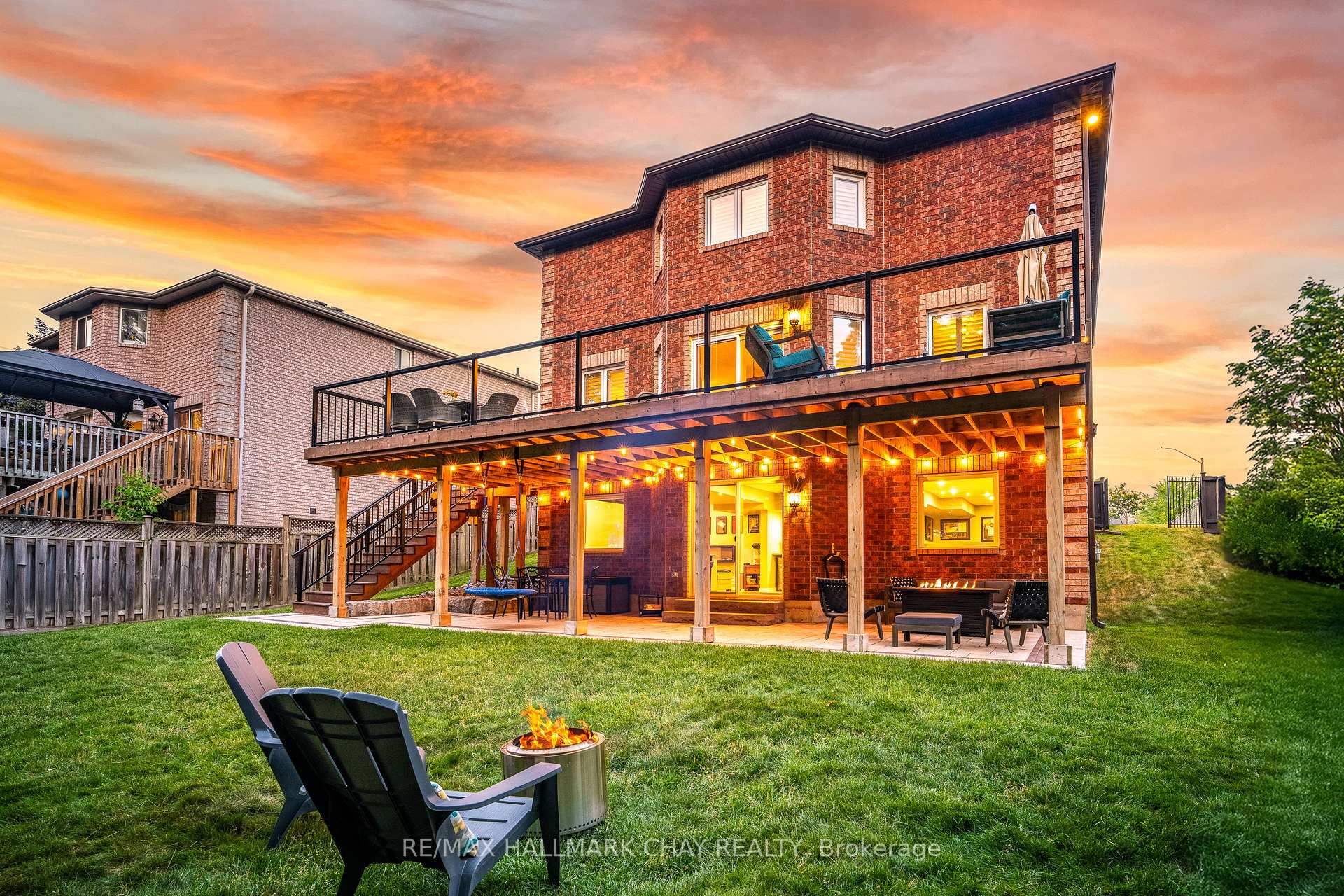 Photo 2 of 32 Holly Meadow Road, Barrie, Holly — HOMEH