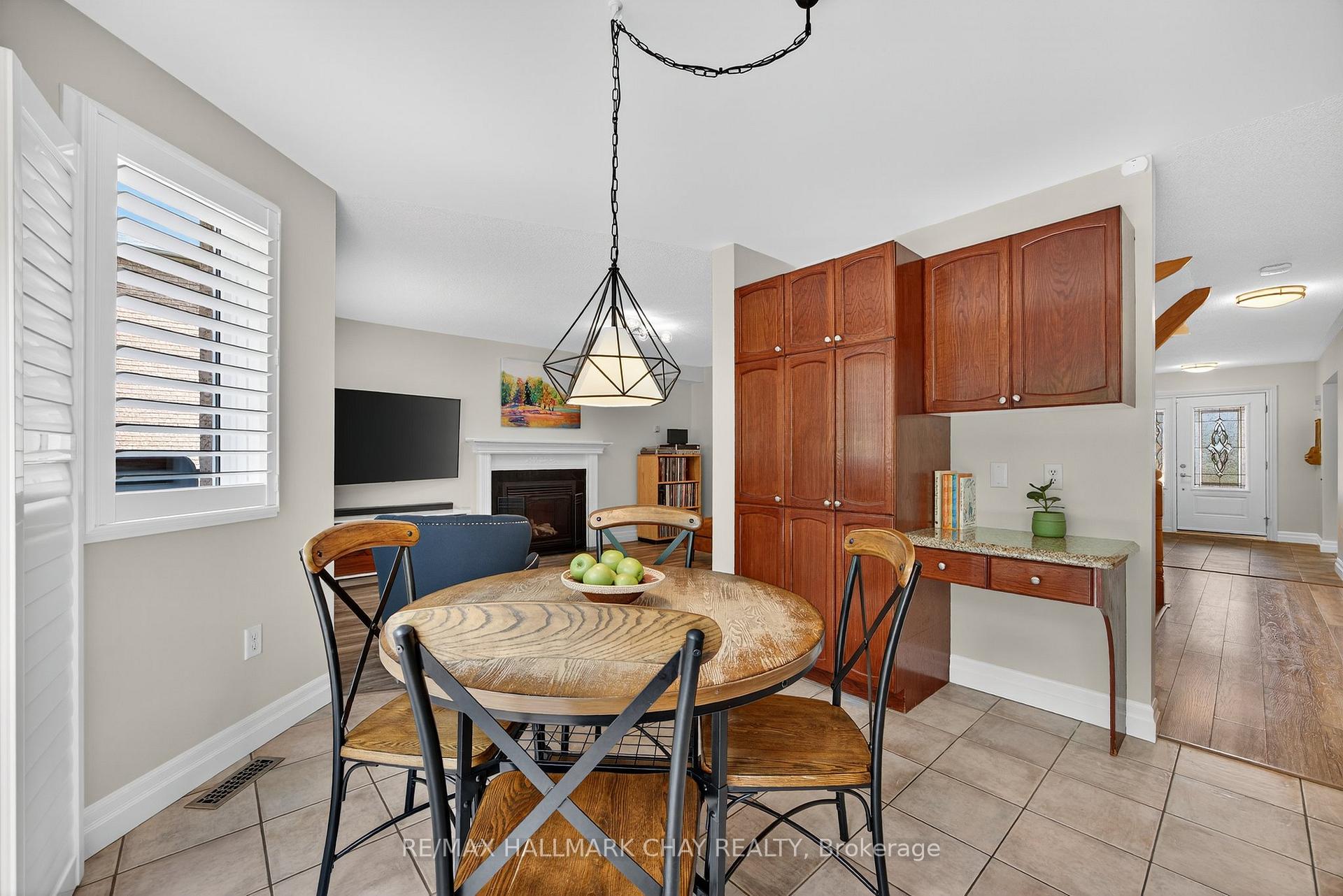 Photo 11 of 32 Holly Meadow Road, Barrie, Holly — HOMEH