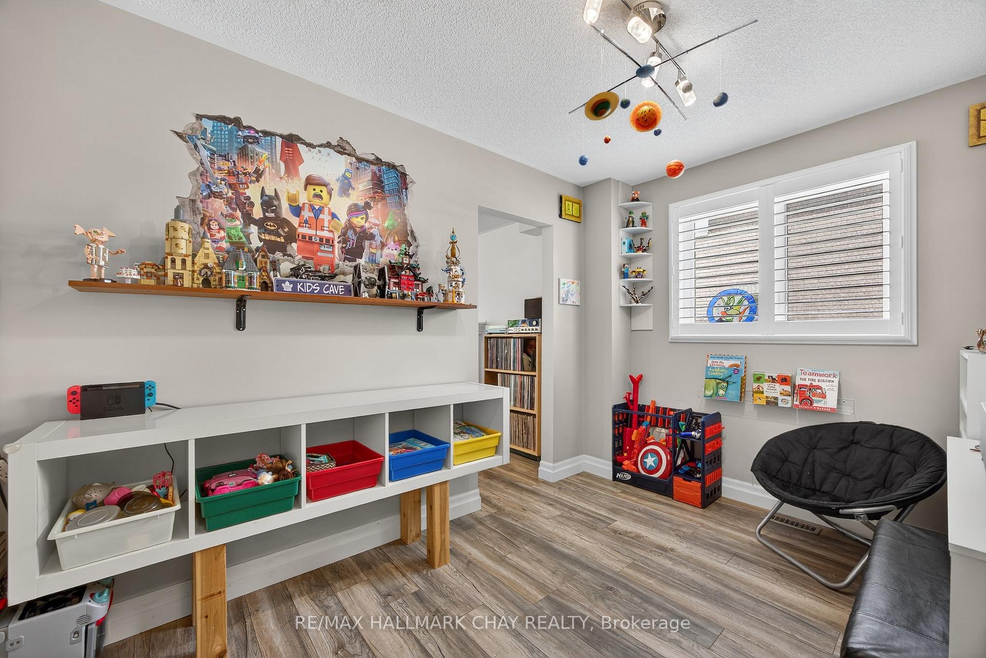 Photo 14 of 32 Holly Meadow Road, Barrie, Holly — HOMEH
