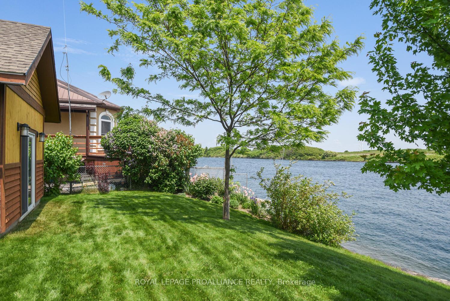 Photo 40 of 34 Tuttle Point Road W, Edwardsburgh/Cardinal, Edwardsburgh/Cardinal Twp — HOMEH