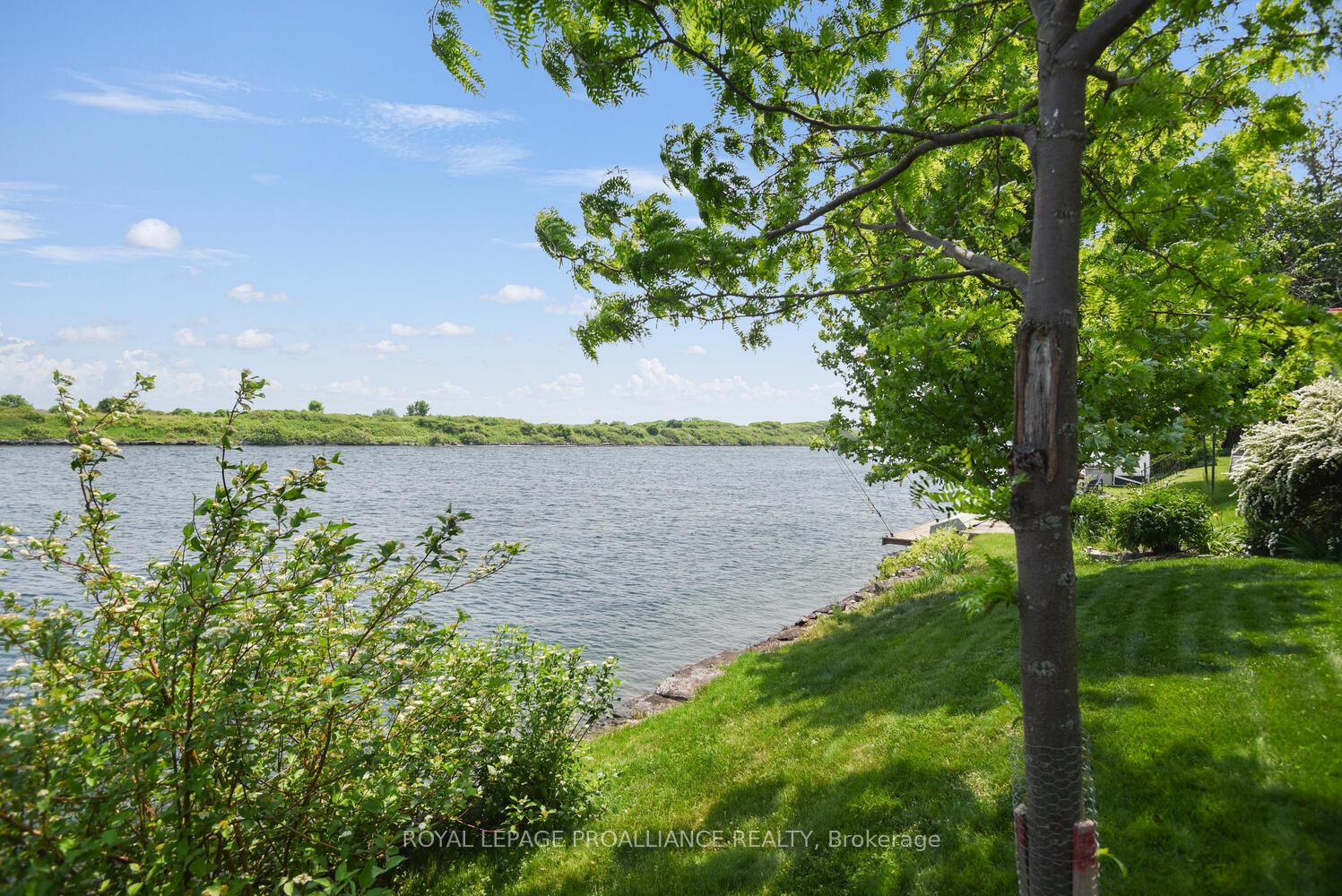 Photo 42 of 34 Tuttle Point Road W, Edwardsburgh/Cardinal, Edwardsburgh/Cardinal Twp — HOMEH