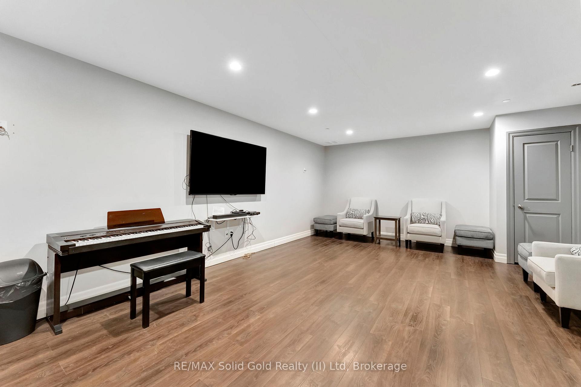Photo 30 of Unit 1109, 160 Macdonell Street, Guelph, Downtown — HOMEH
